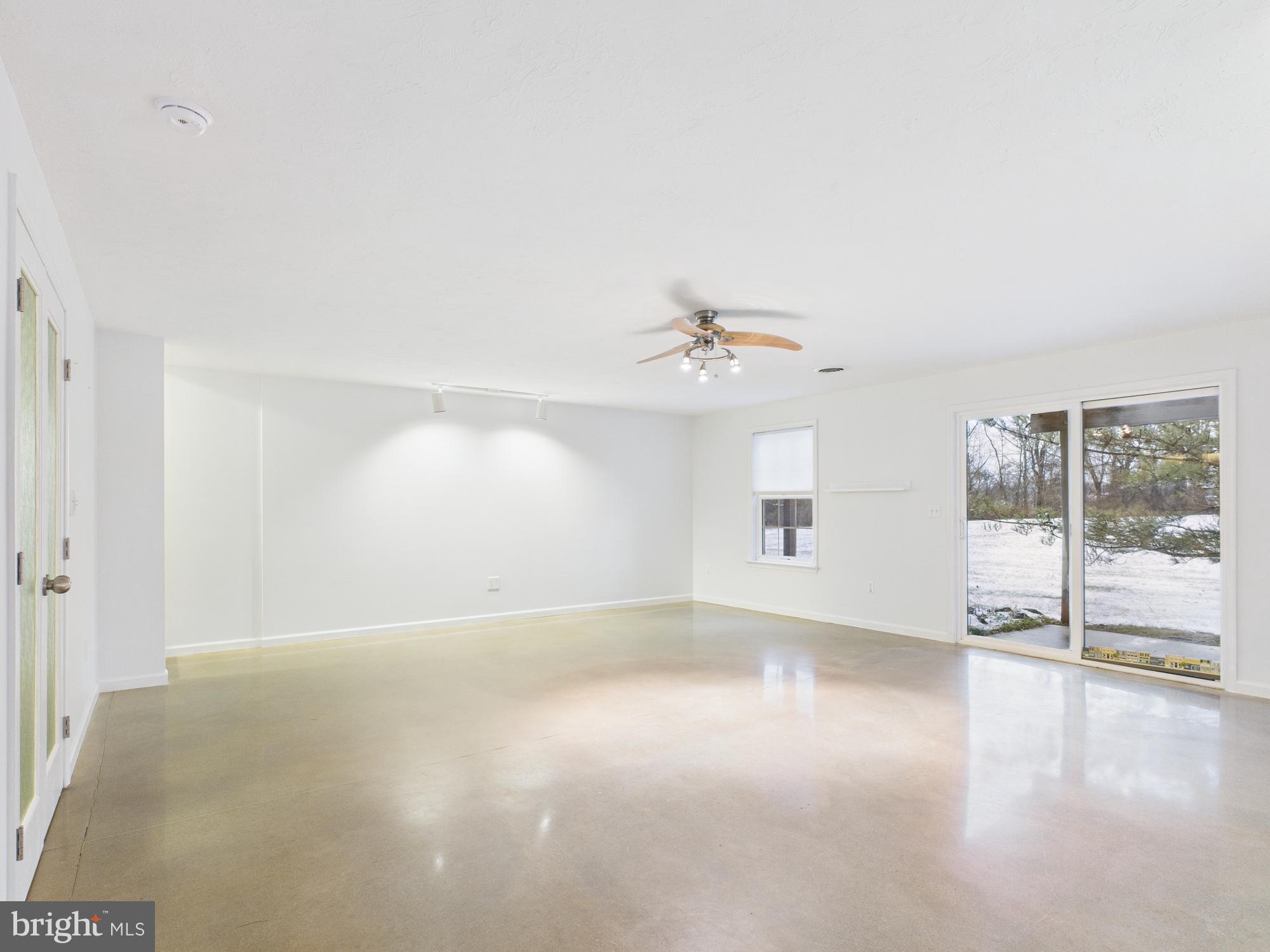 ASHCOMBE FARMS - Residential