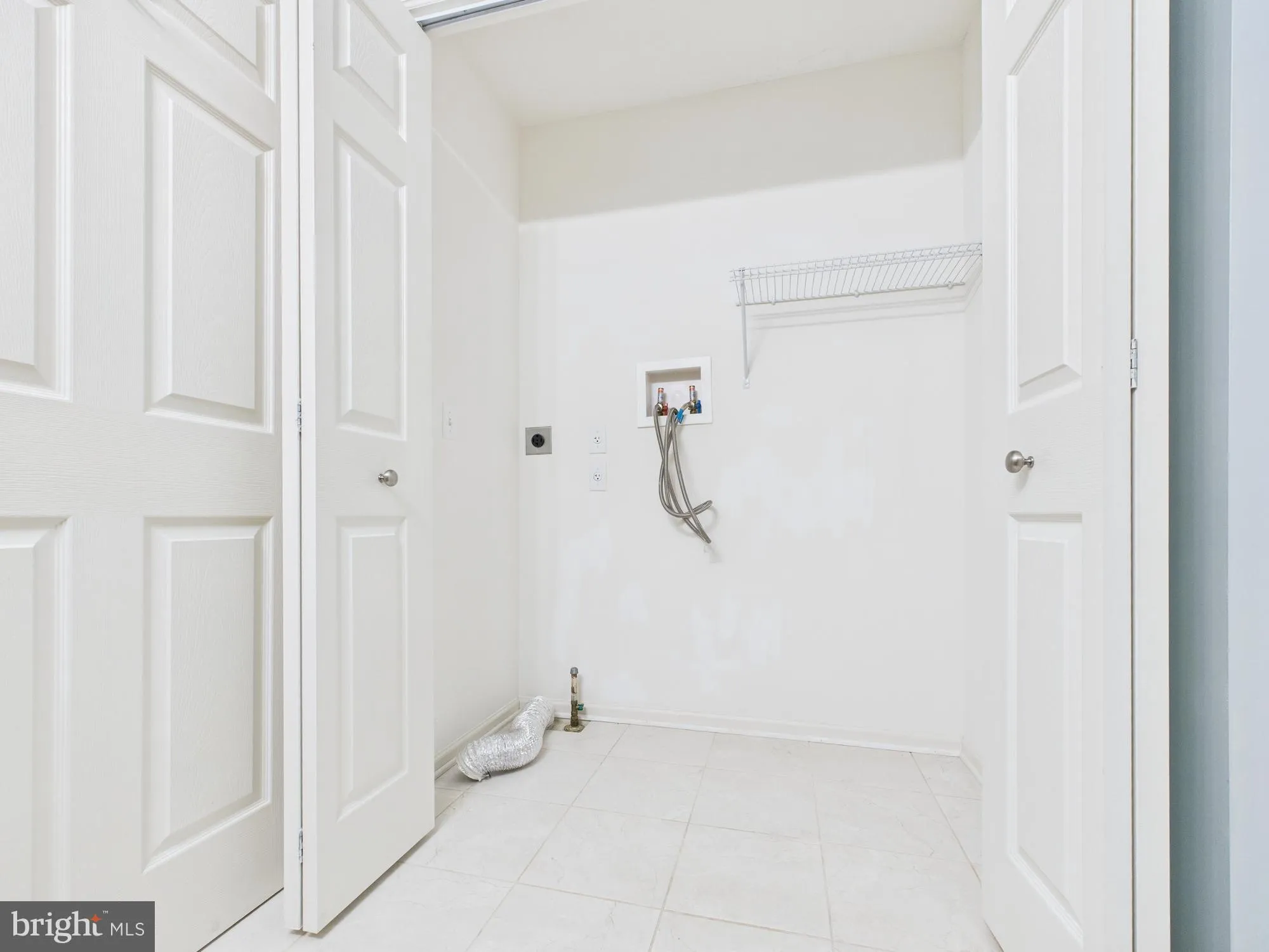 Dover, Pennsylvania 17315, United States, 2 Bedrooms Bedrooms, ,2 BathroomsBathrooms,Residential,Pending,252268