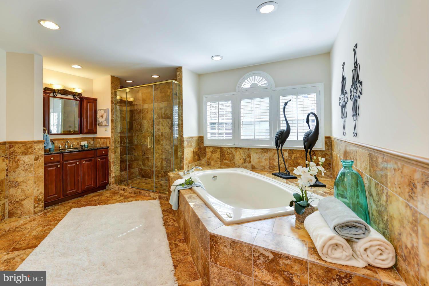 WOODLAND ESTATES - Residential