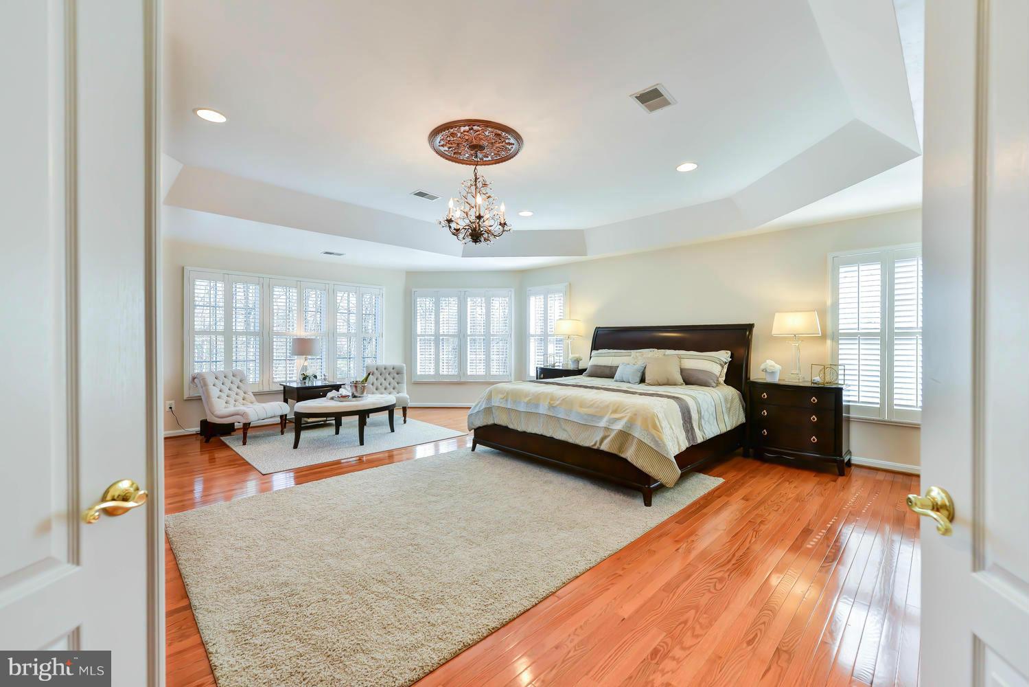 WOODLAND ESTATES - Residential