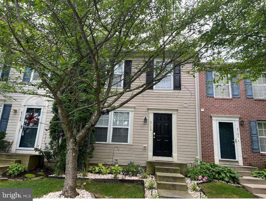 READY TO MOVE IN. NICE LOCATION CLOSE TO 95. THE DELIGHTFUL3 BEDROOMS / 3 FULL BATHROOMS AND HALF BATHROOM ON MAIN LEVE IN THE HEART OF ABERDEEN . FINISHED BASEME NT WITH FULL BATHROOM, WALK OUT PERFECT FOR ENTERTAINMENT. STAINLESS STEEL APPLIANCESS, NEUTRAL PAINT.WASHER AND DRYER IN BASEMENT. HARDWOOD FLOOR / CARPET.