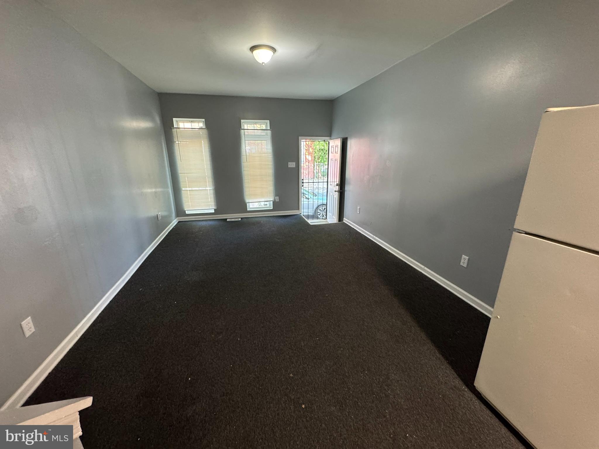 SANDTOWN-WINCHESTER - Residential