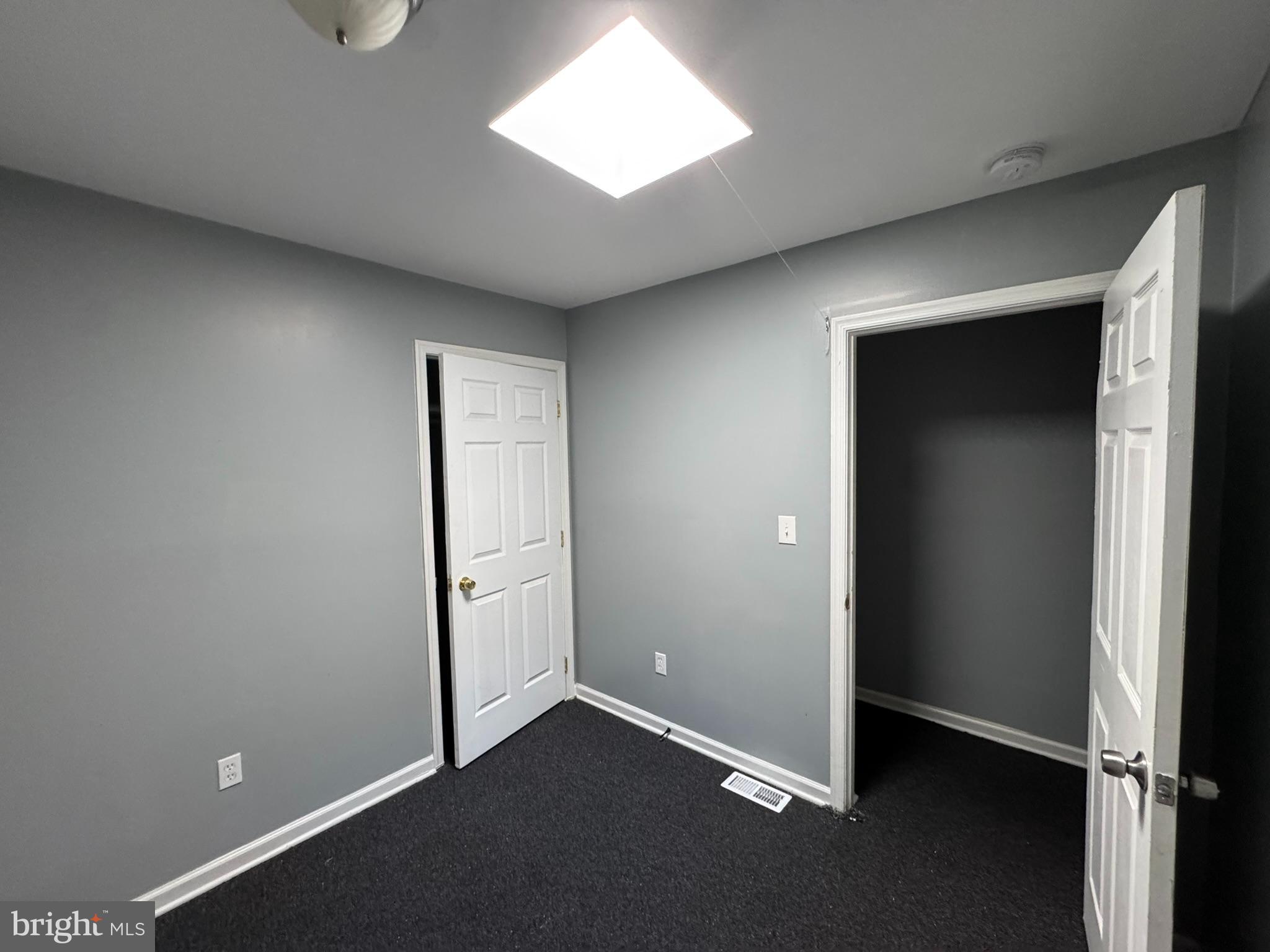 SANDTOWN-WINCHESTER - Residential