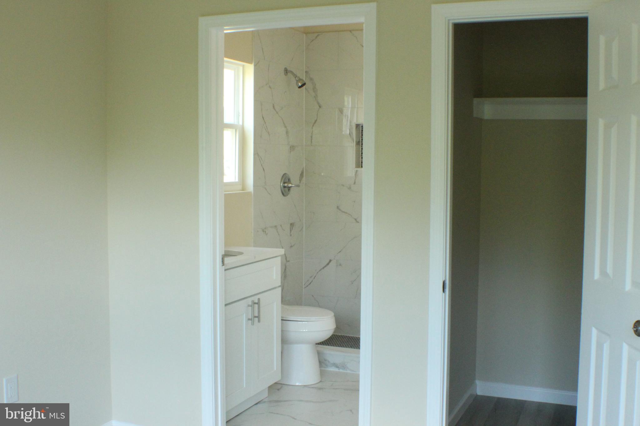 EDINBURG SQUARE - Residential