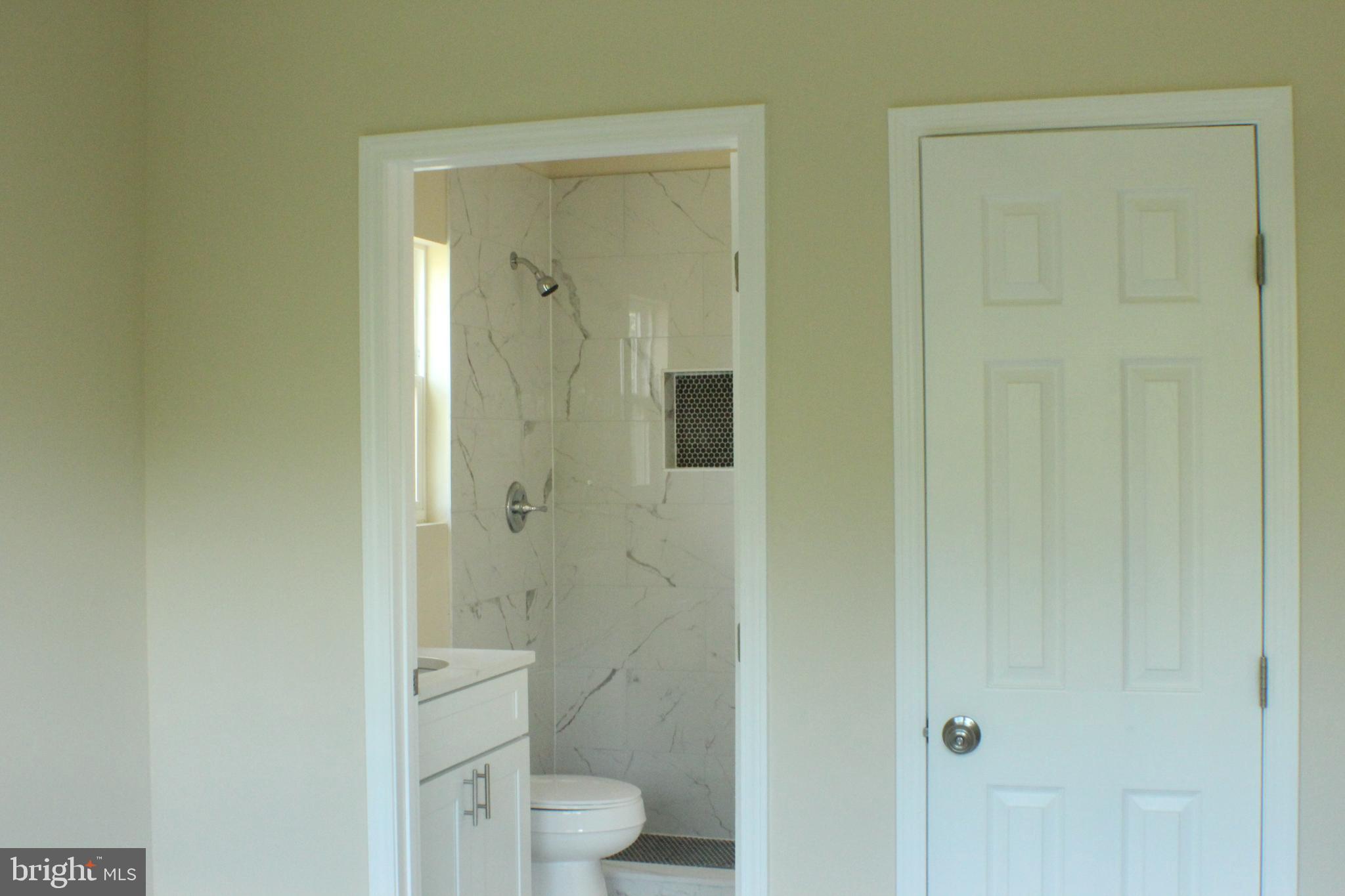 EDINBURG SQUARE - Residential