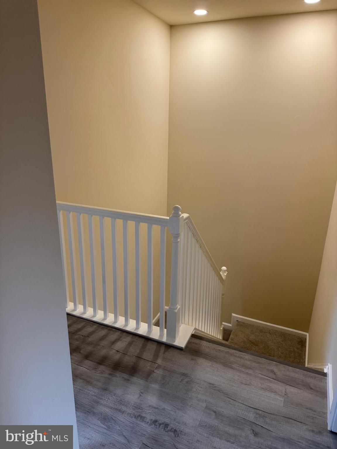 EDINBURG SQUARE - Residential