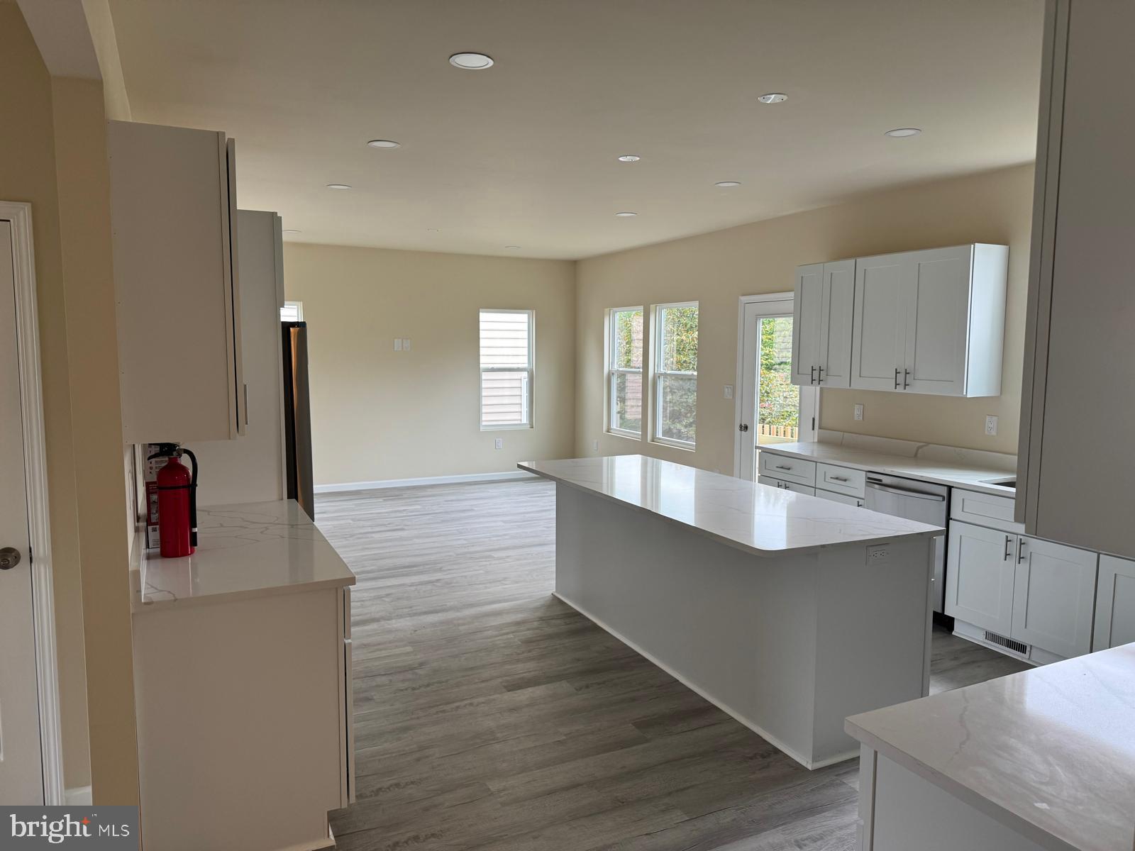 EDINBURG SQUARE - Residential