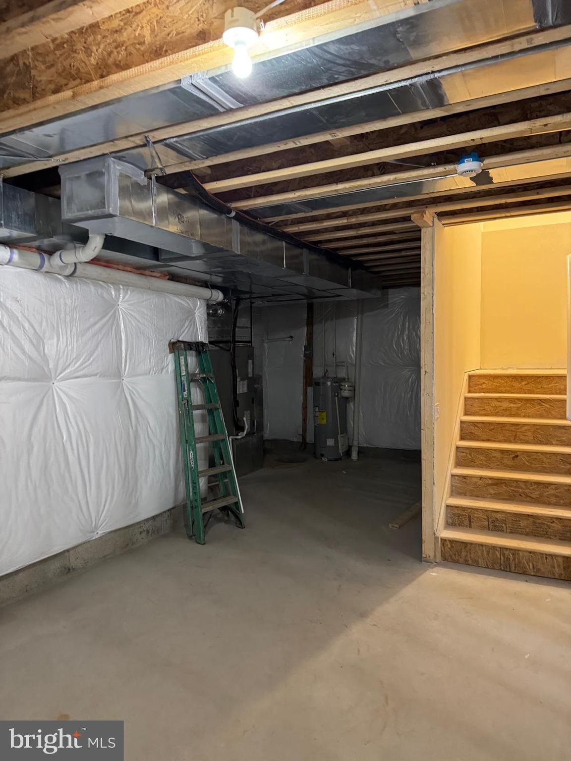 EDINBURG SQUARE - Residential