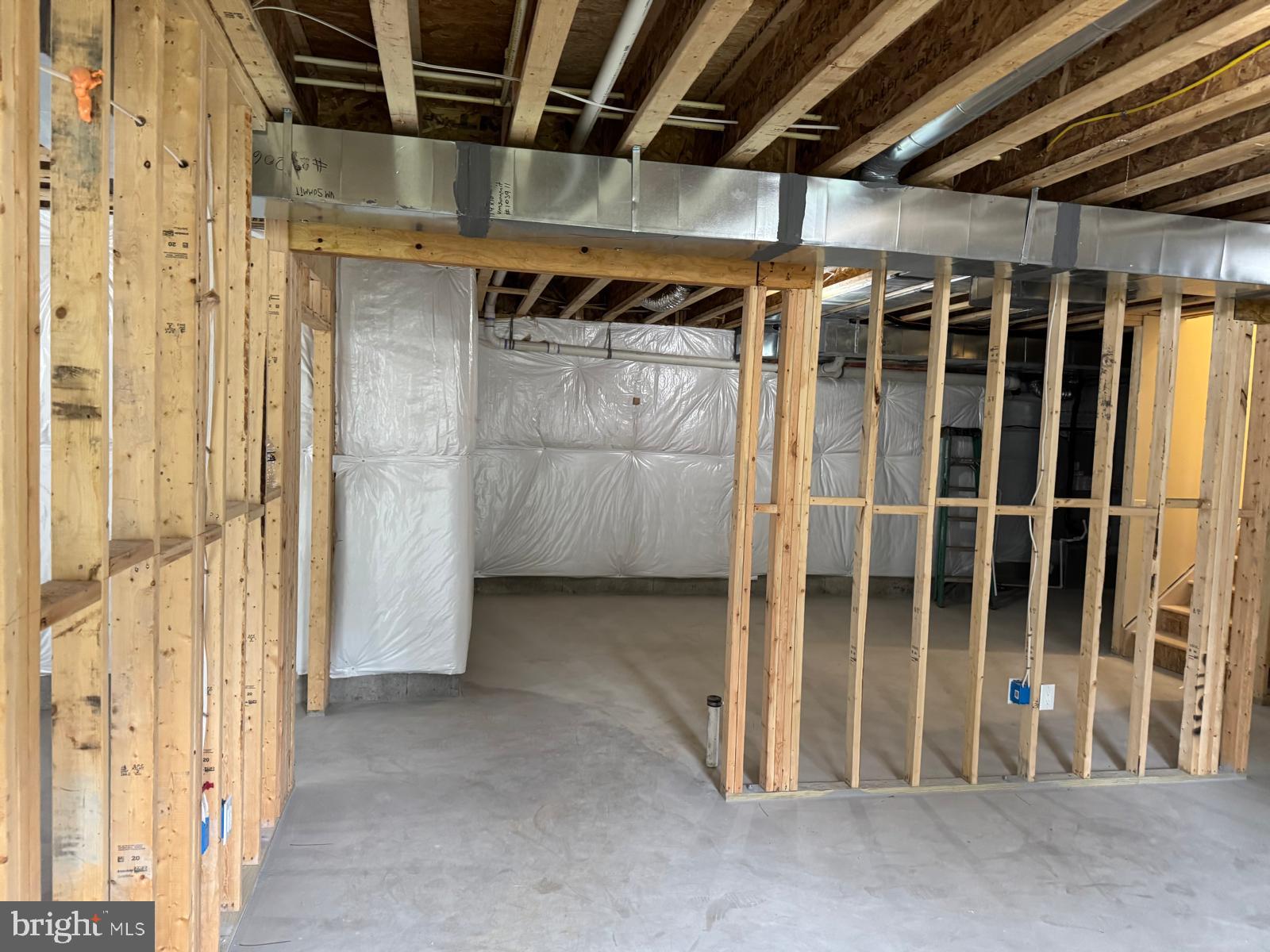 EDINBURG SQUARE - Residential