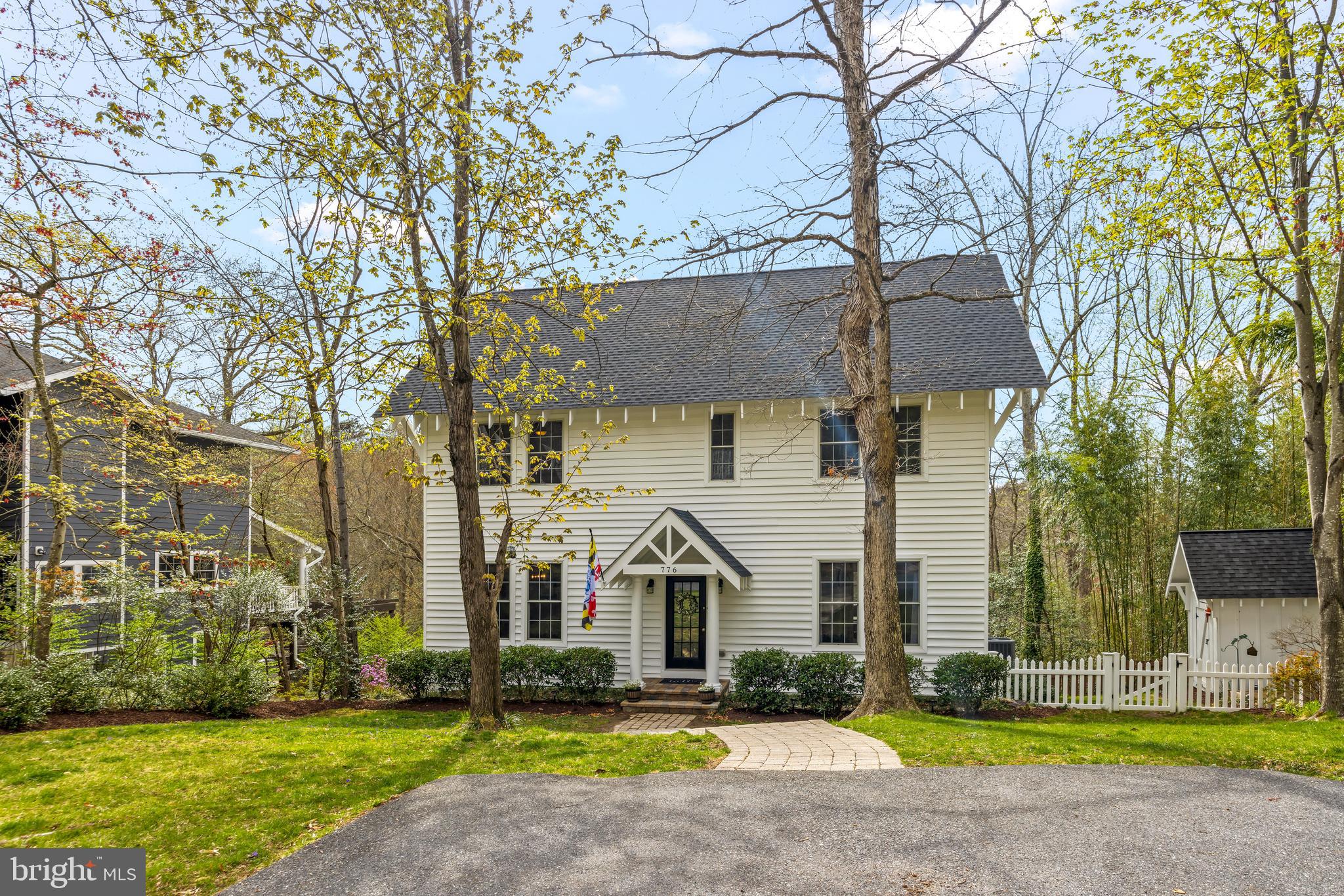 776 SNODGRASS ROAD