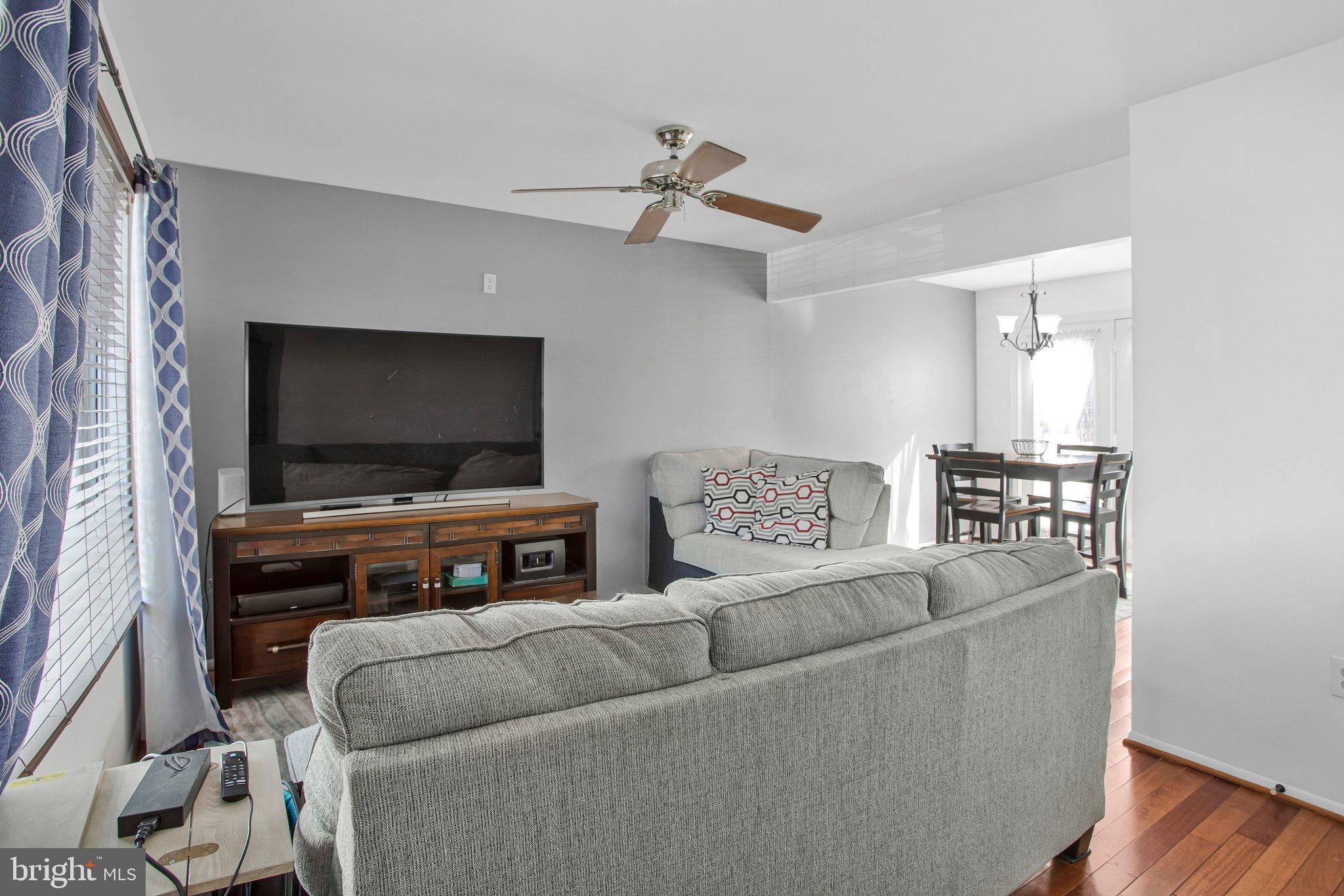 BURNT OAKS - Residential