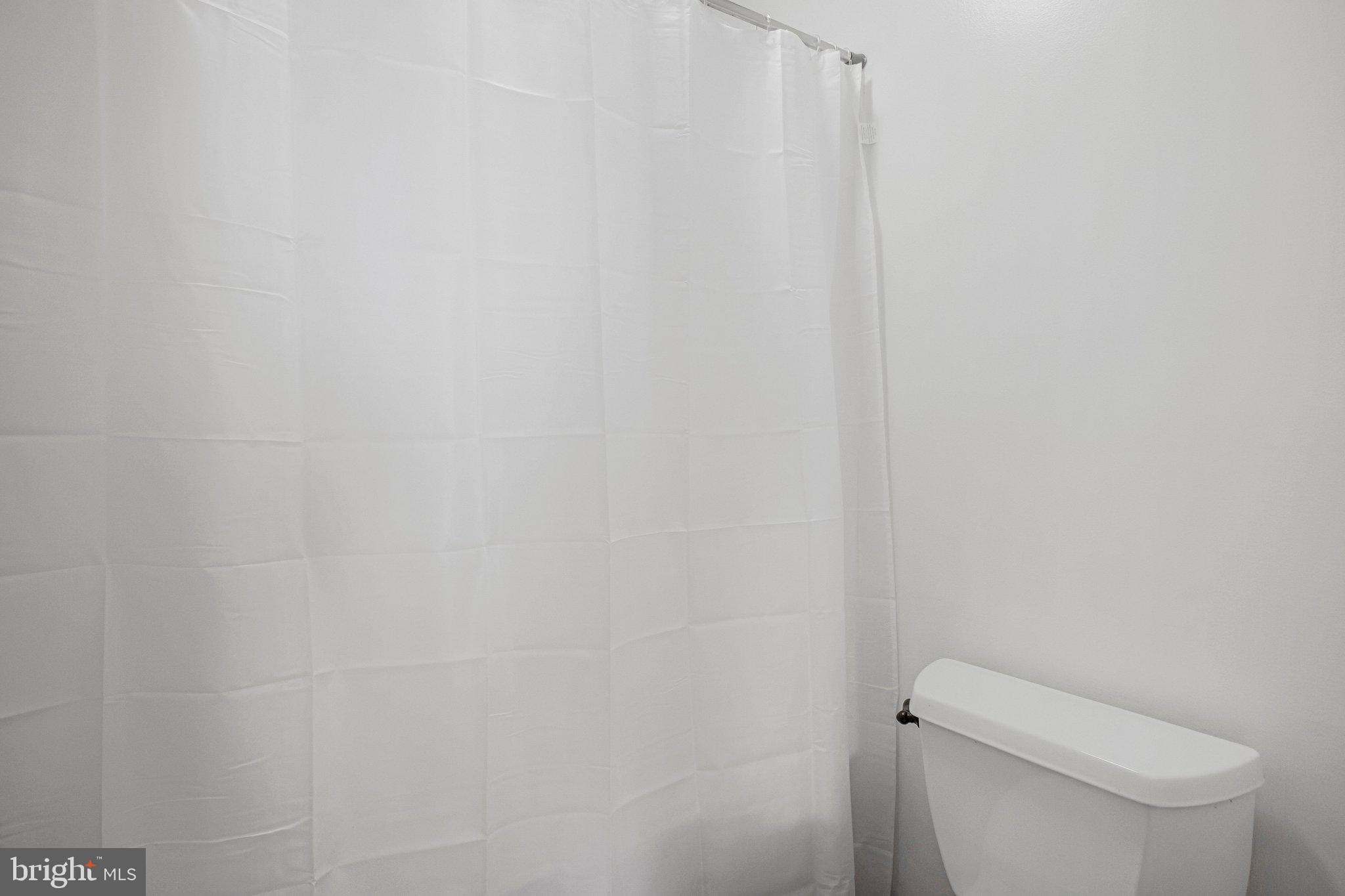 BURNT OAKS - Residential