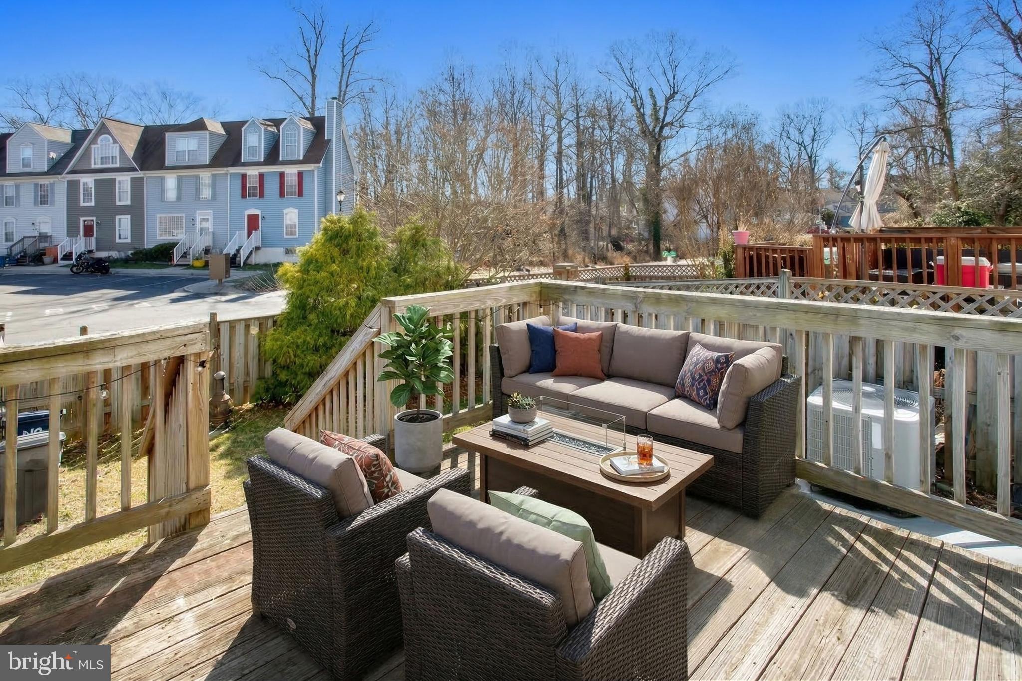 BURNT OAKS - Residential