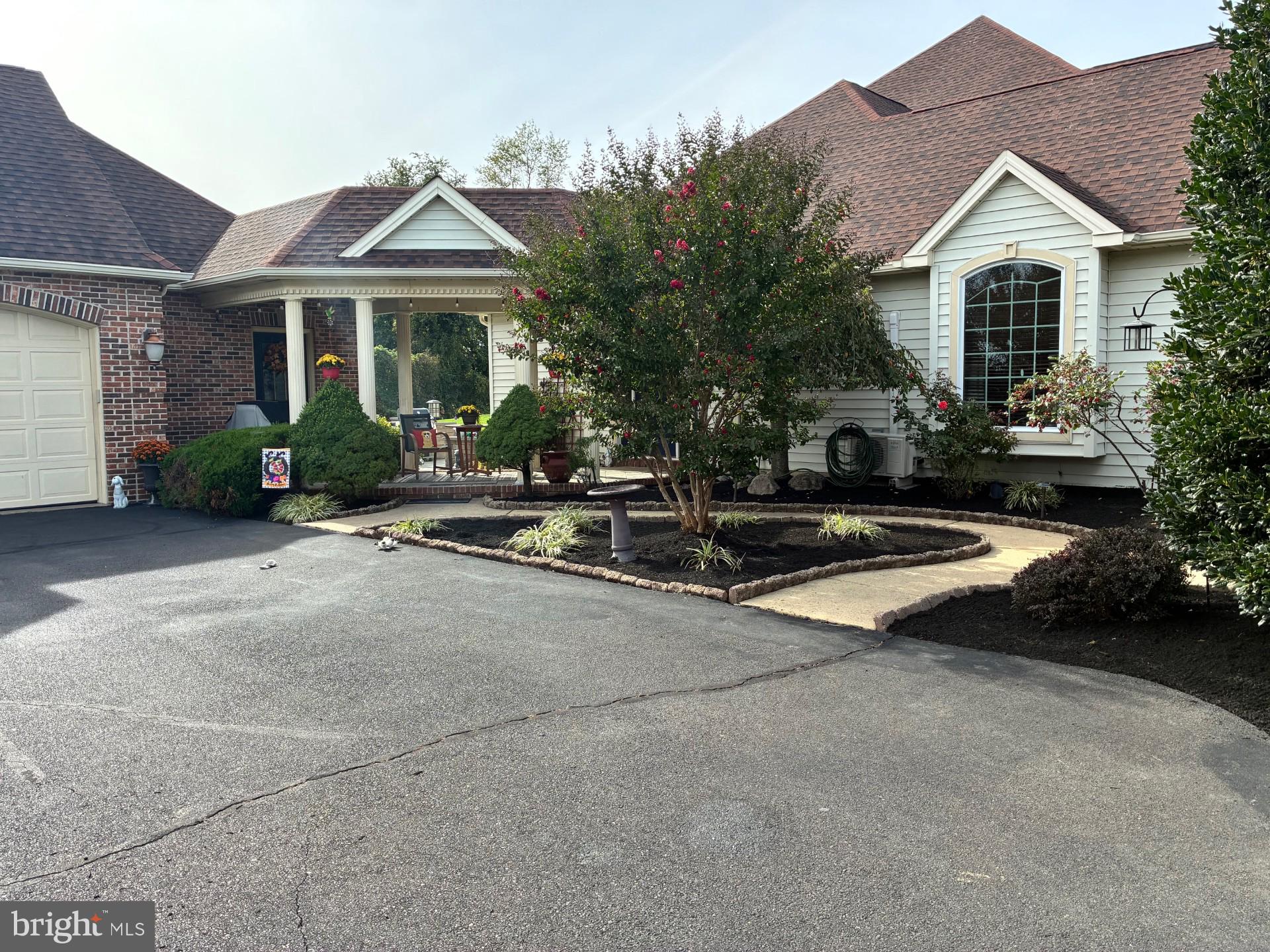 6 BRECKENRIDGE DRIVE