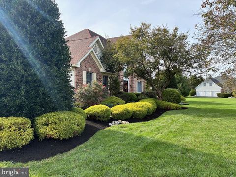 6 BRECKENRIDGE DRIVE IVYLAND PA 18974