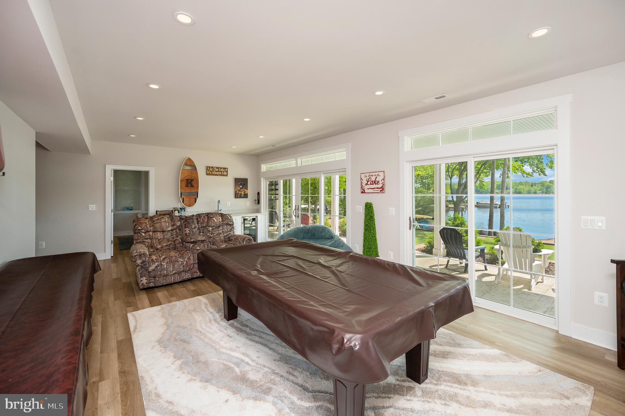 LAKE OF THE WOODS - Residential