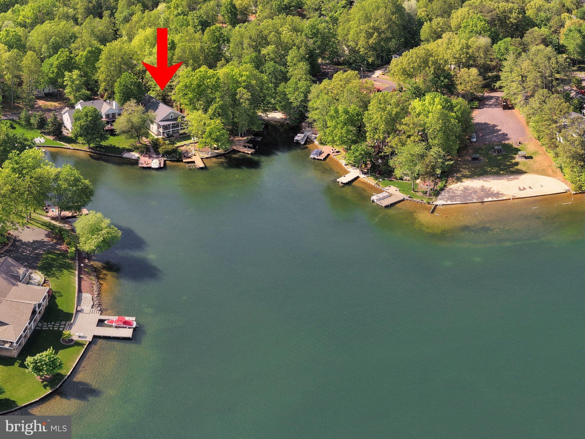 LAKE OF THE WOODS - Residential