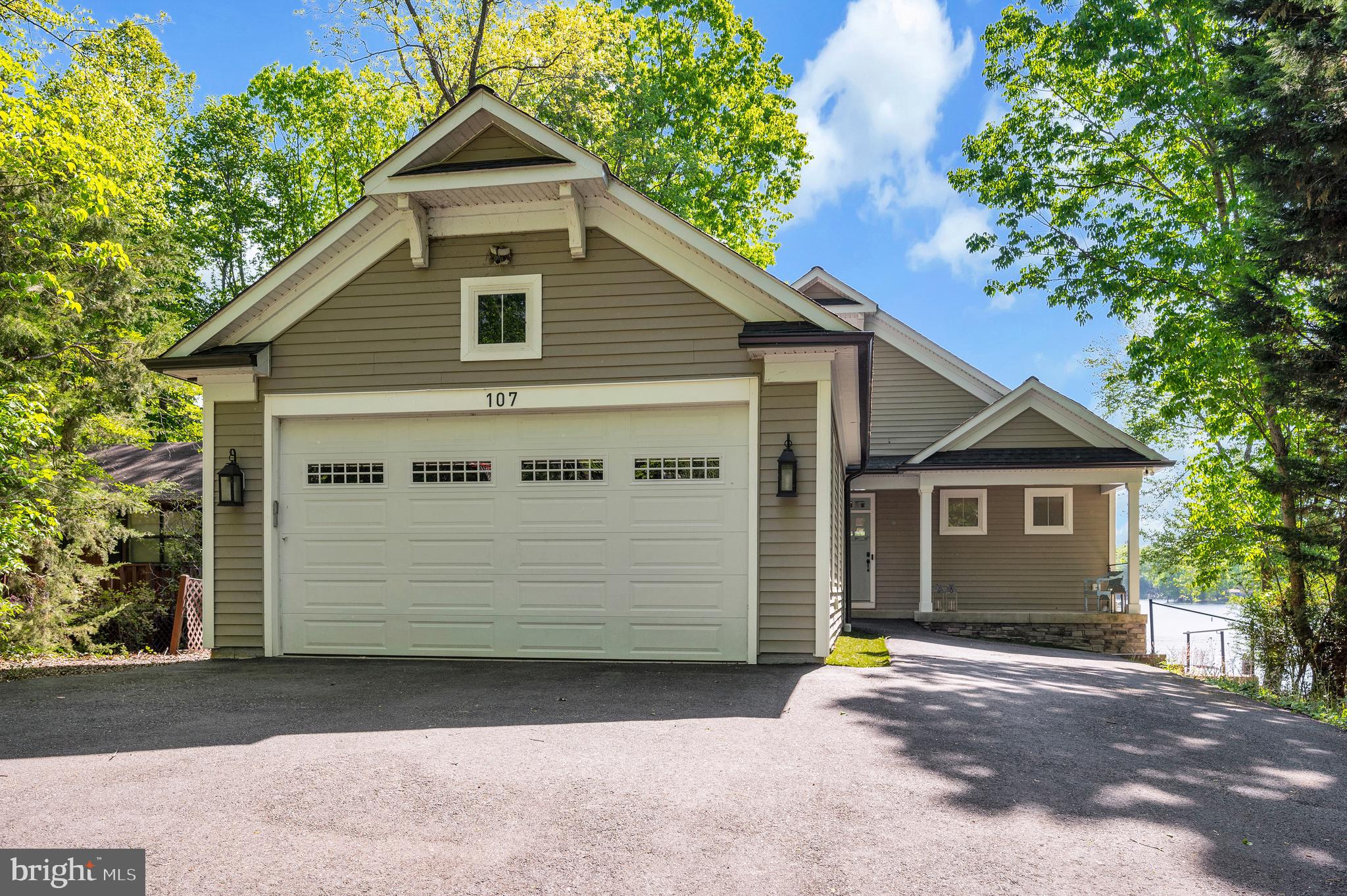 LAKE OF THE WOODS - Residential