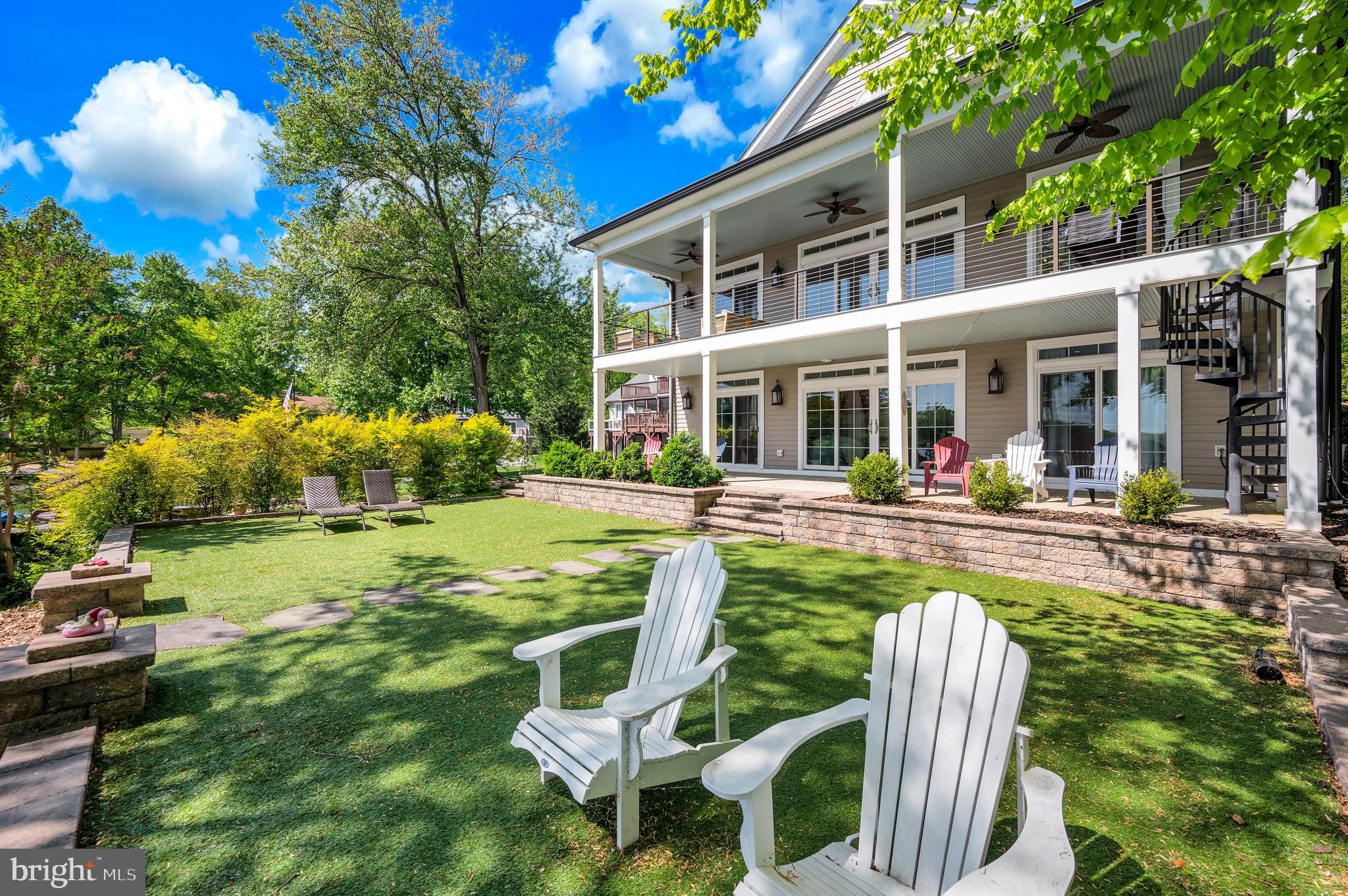 LAKE OF THE WOODS - Residential