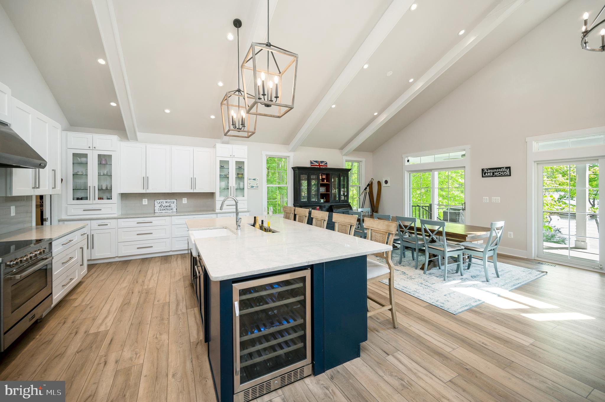 LAKE OF THE WOODS - Residential