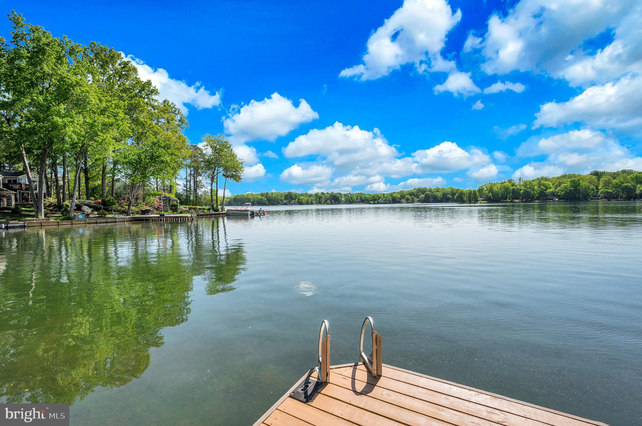 LAKE OF THE WOODS - Residential