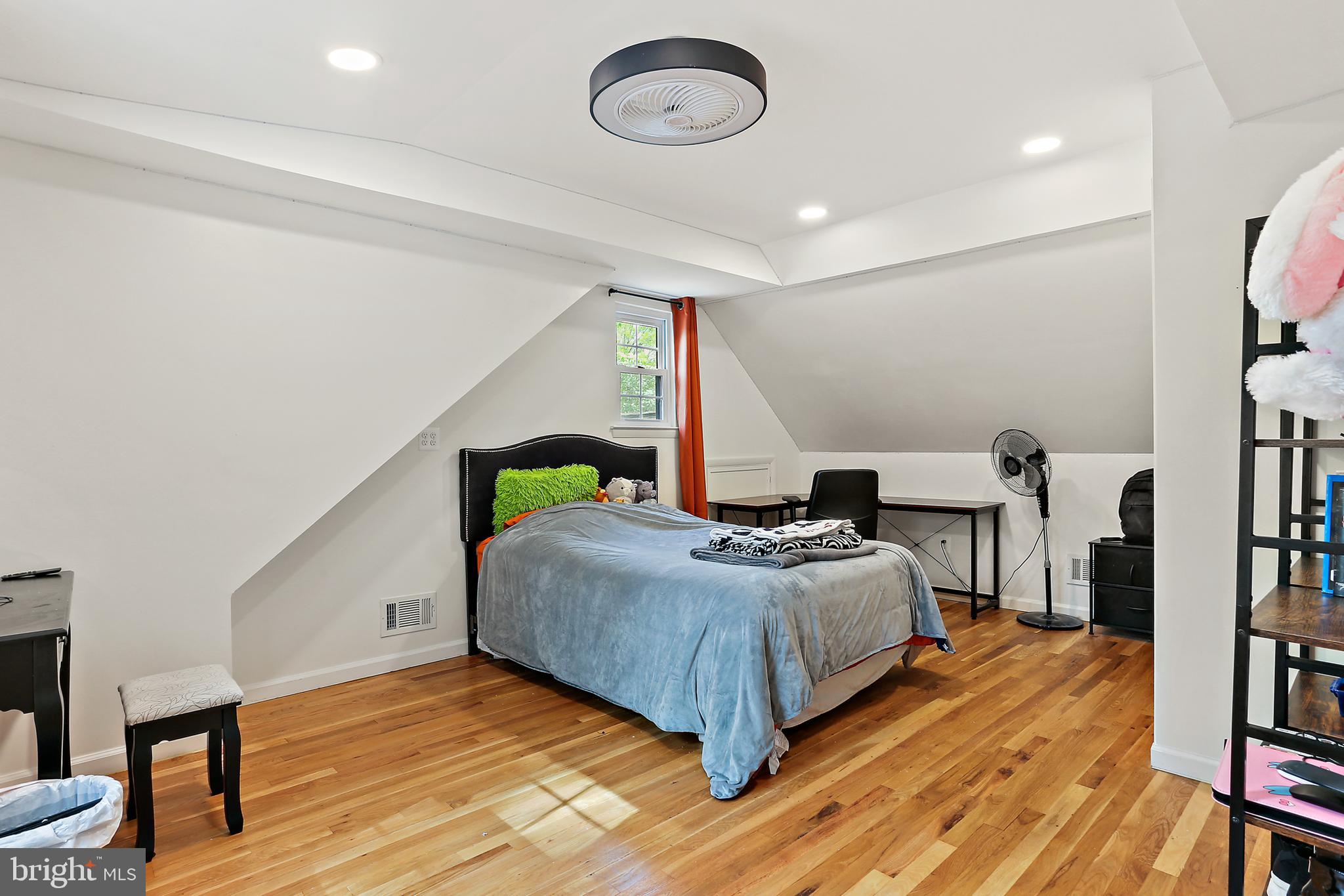 BRYANT WOODS - Residential