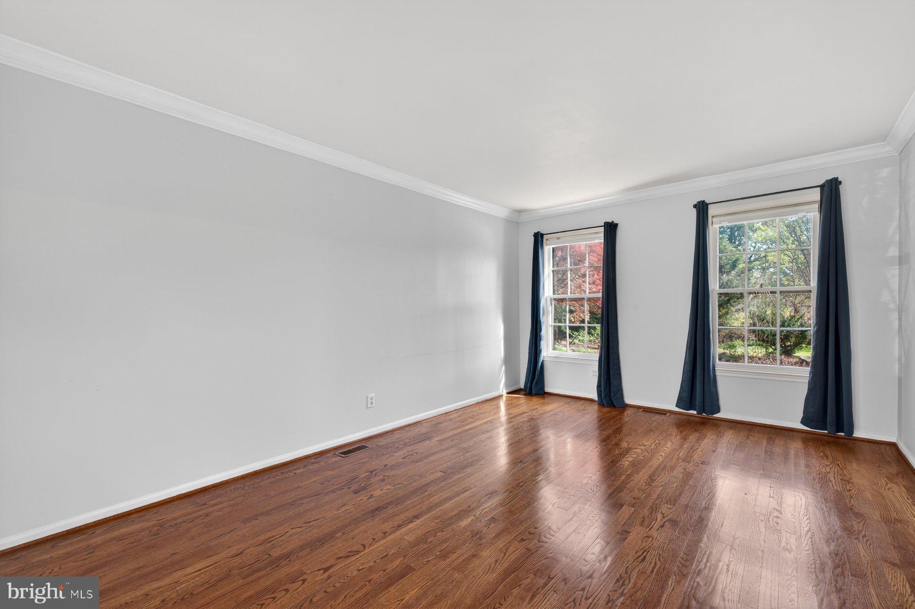 BELLE POND FARM - Residential