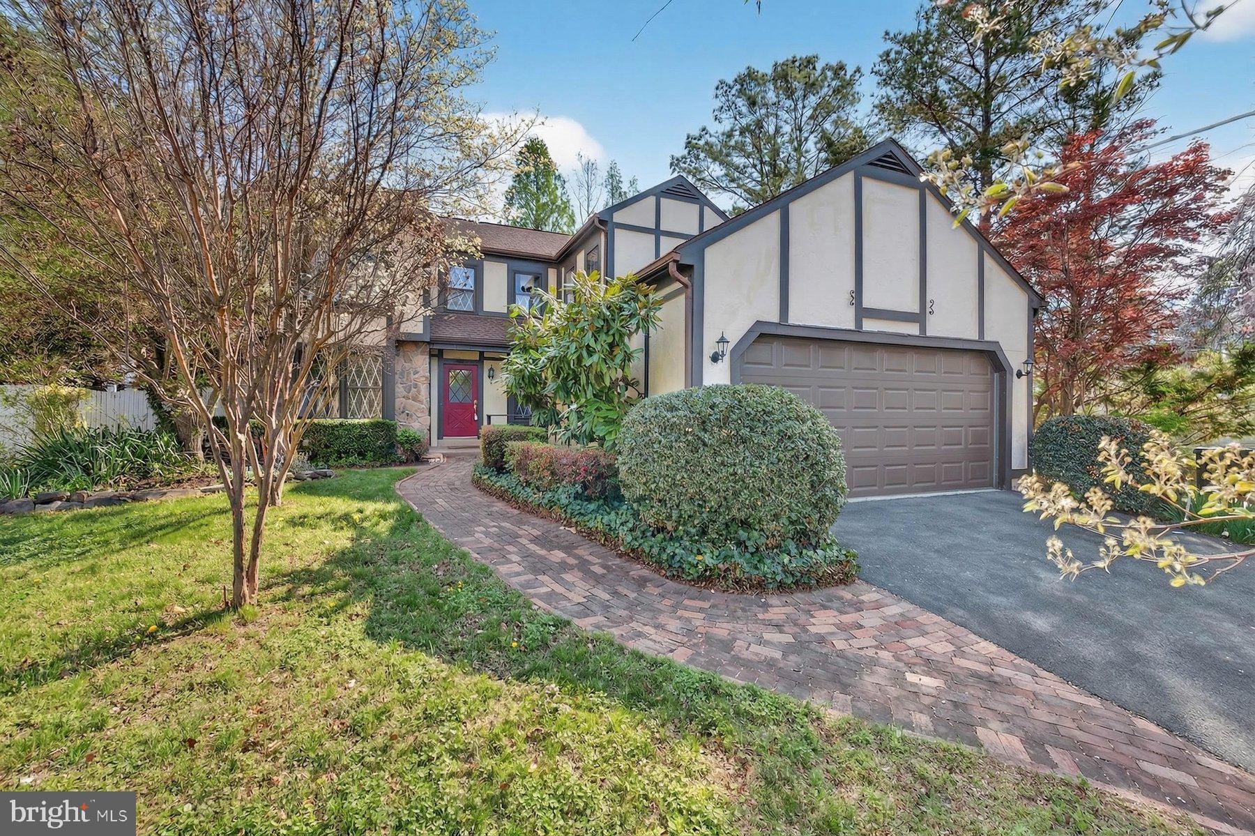 BELLE POND FARM - Residential