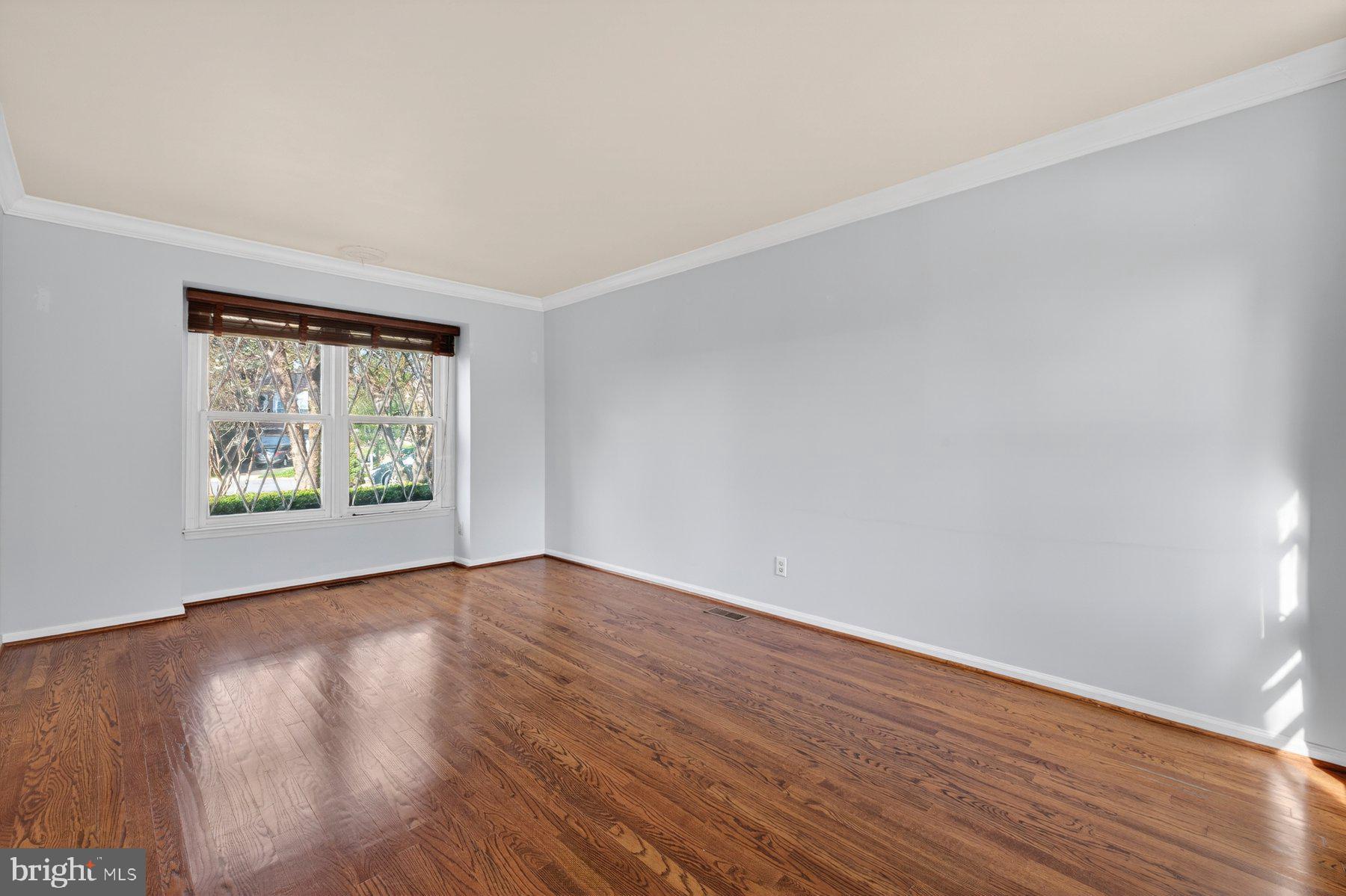 BELLE POND FARM - Residential