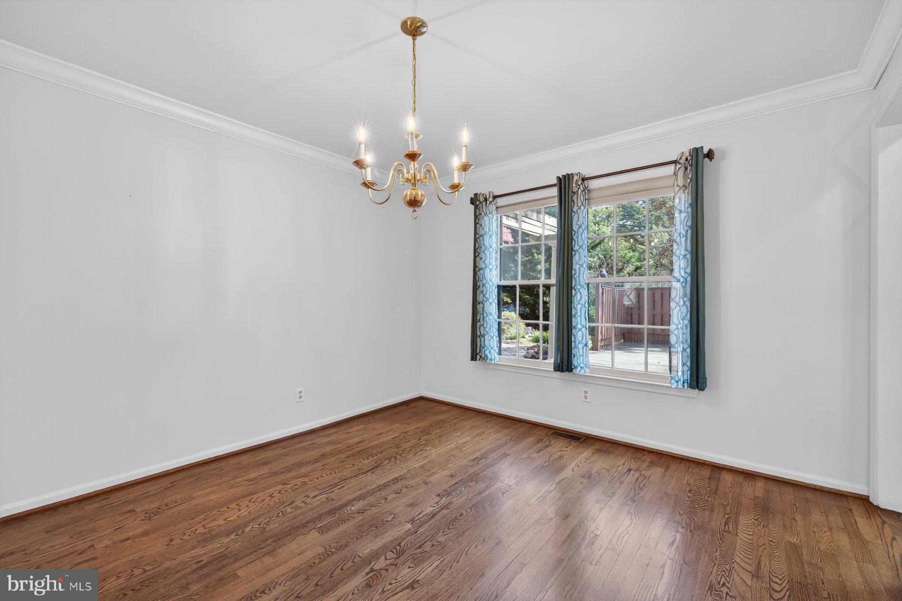 BELLE POND FARM - Residential