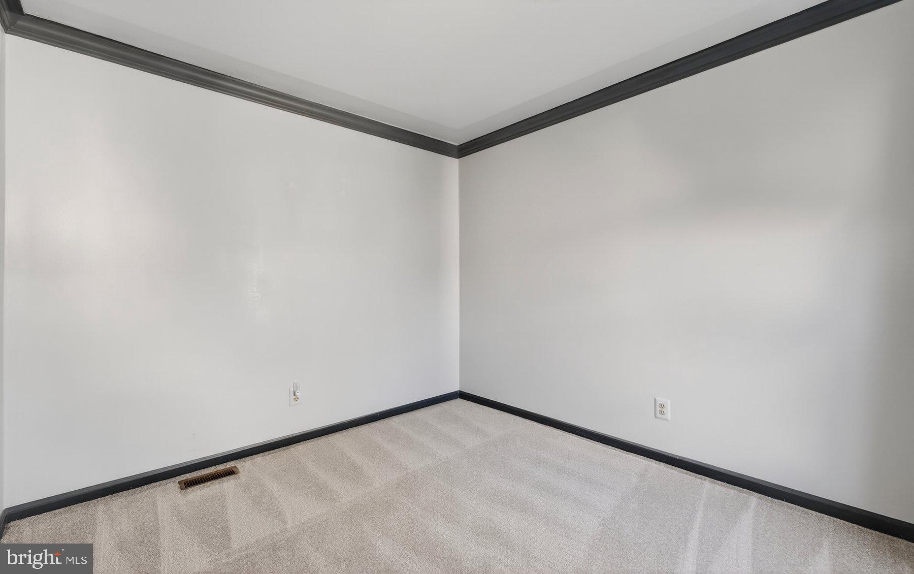 BELLE POND FARM - Residential