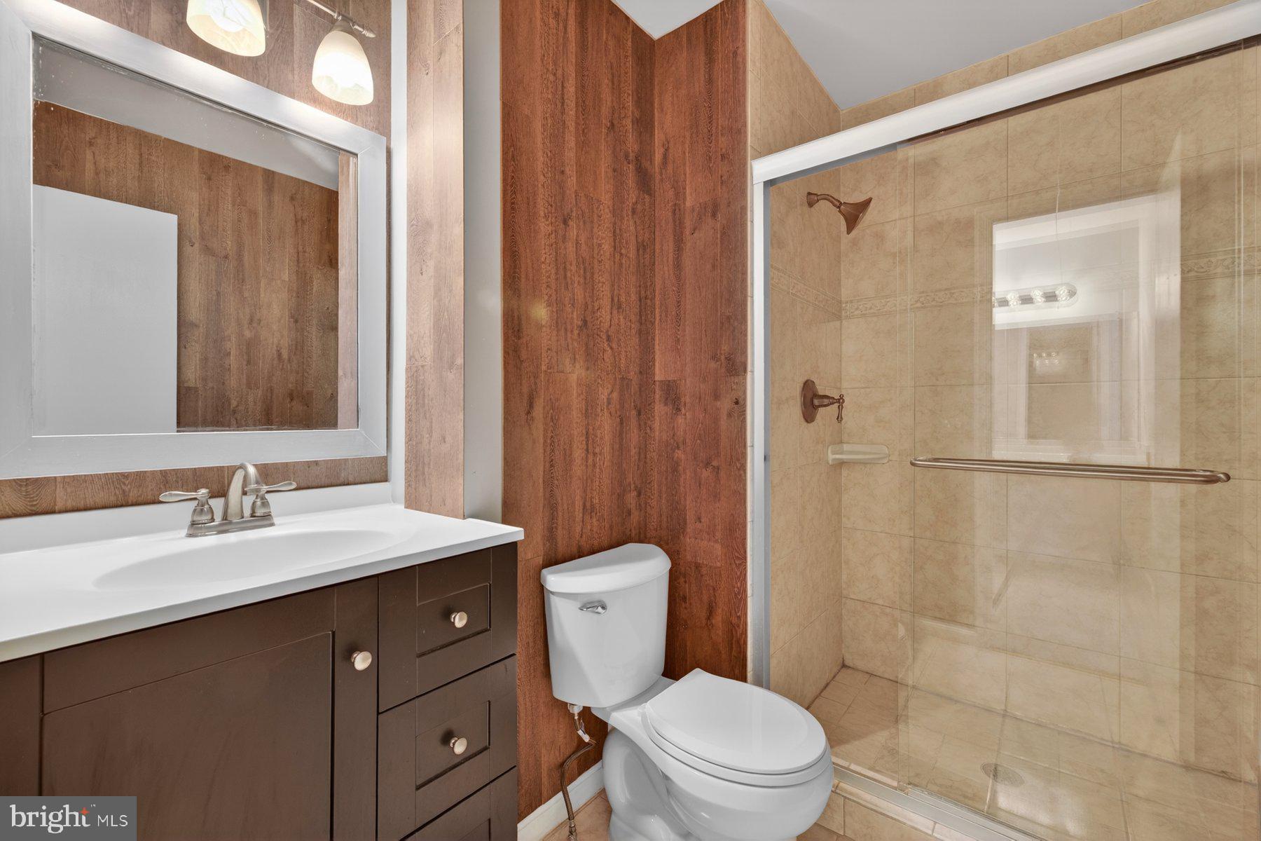 BELLE POND FARM - Residential