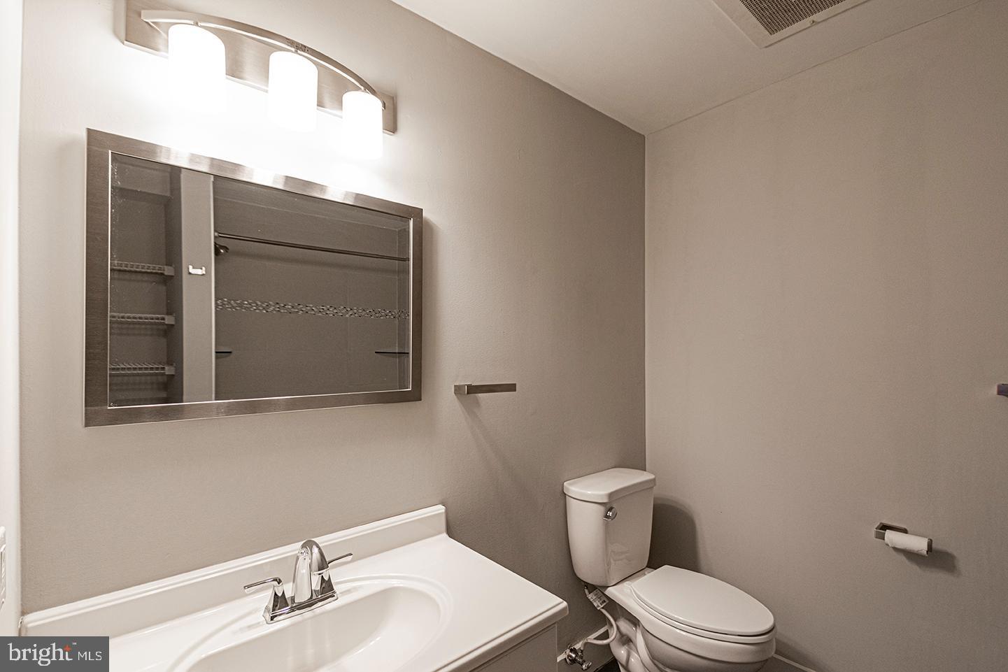 NORTHERN LIBERTIES - Residential Lease