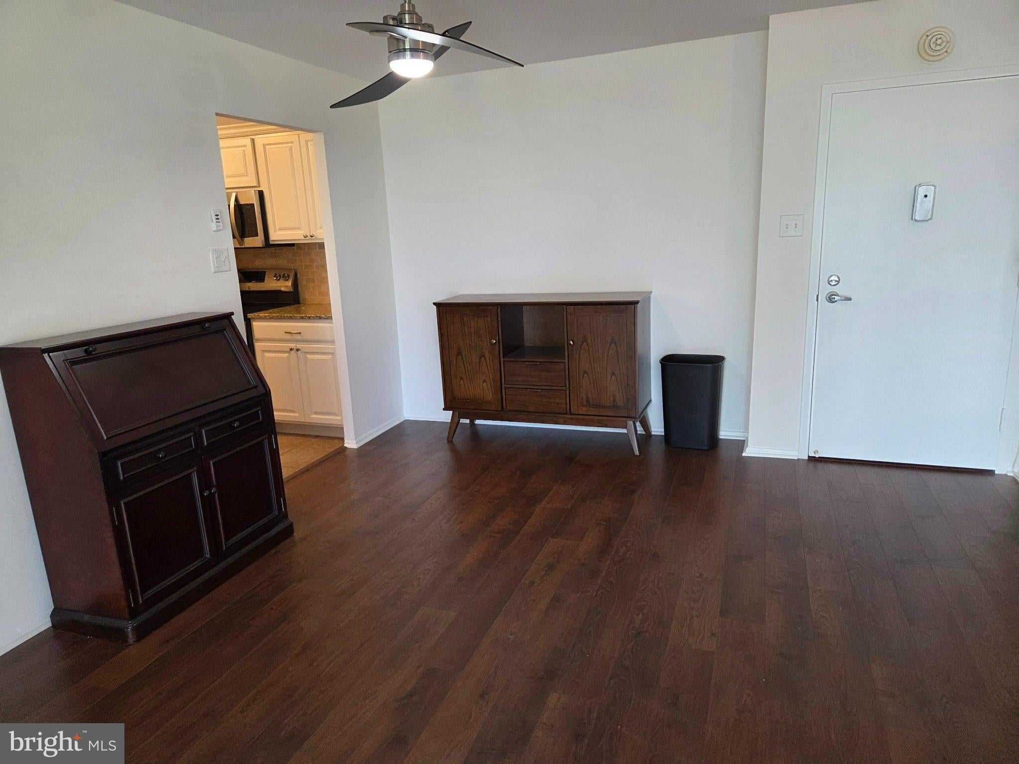 666 W GERMANTOWN PIKE 2103