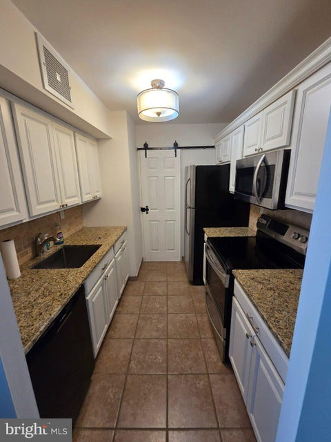 Photo for 666 W GERMANTOWN PIKE 2103