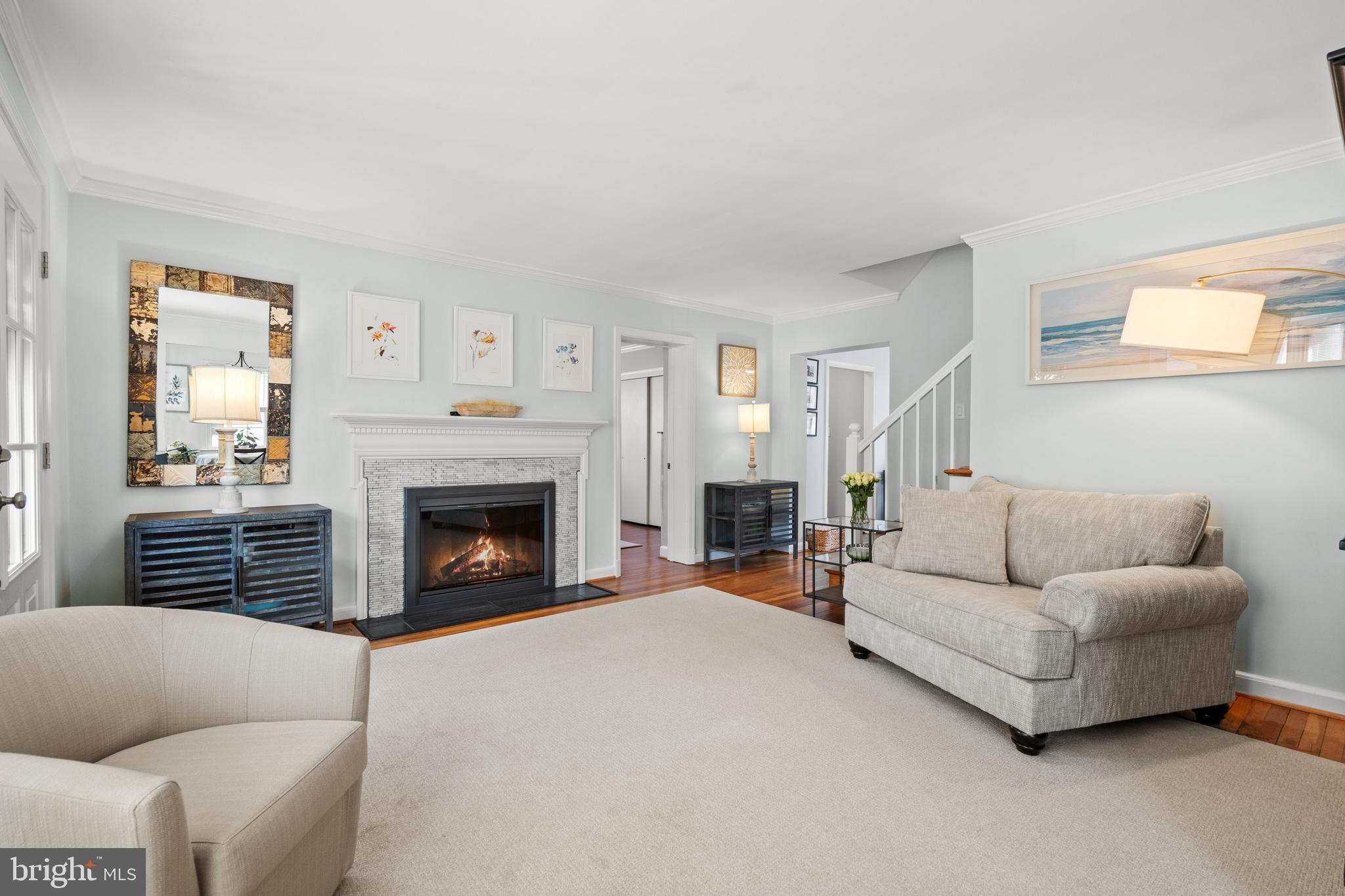 314 WILLIAMSBURG DRIVE