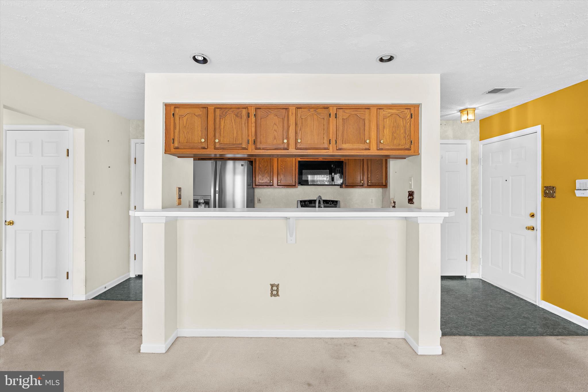 DEEP CREEK COMMONS - Residential