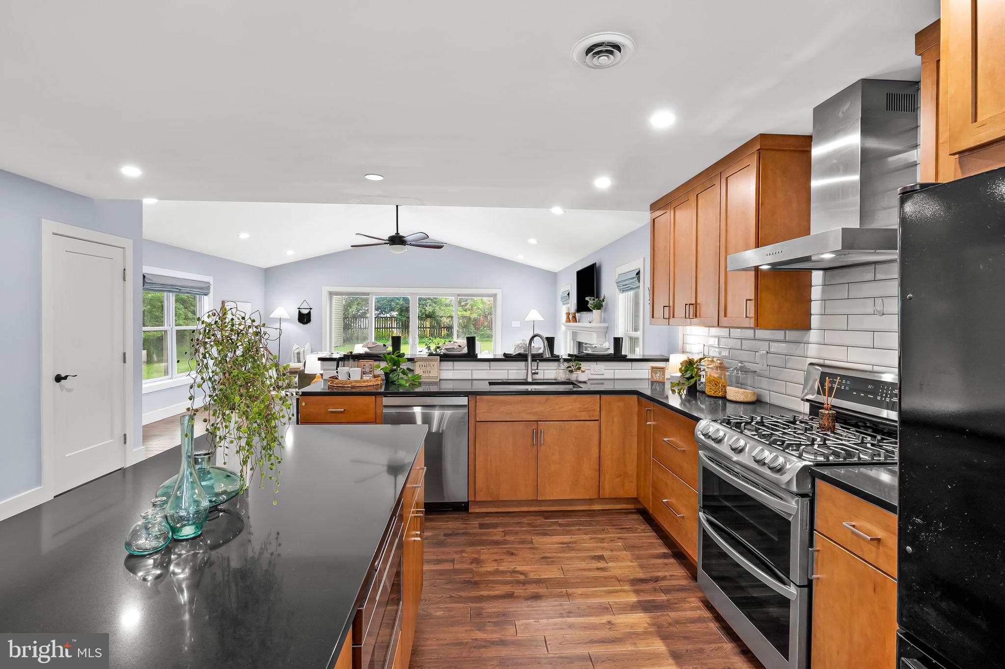 WEST SEVERNA PARK - Residential