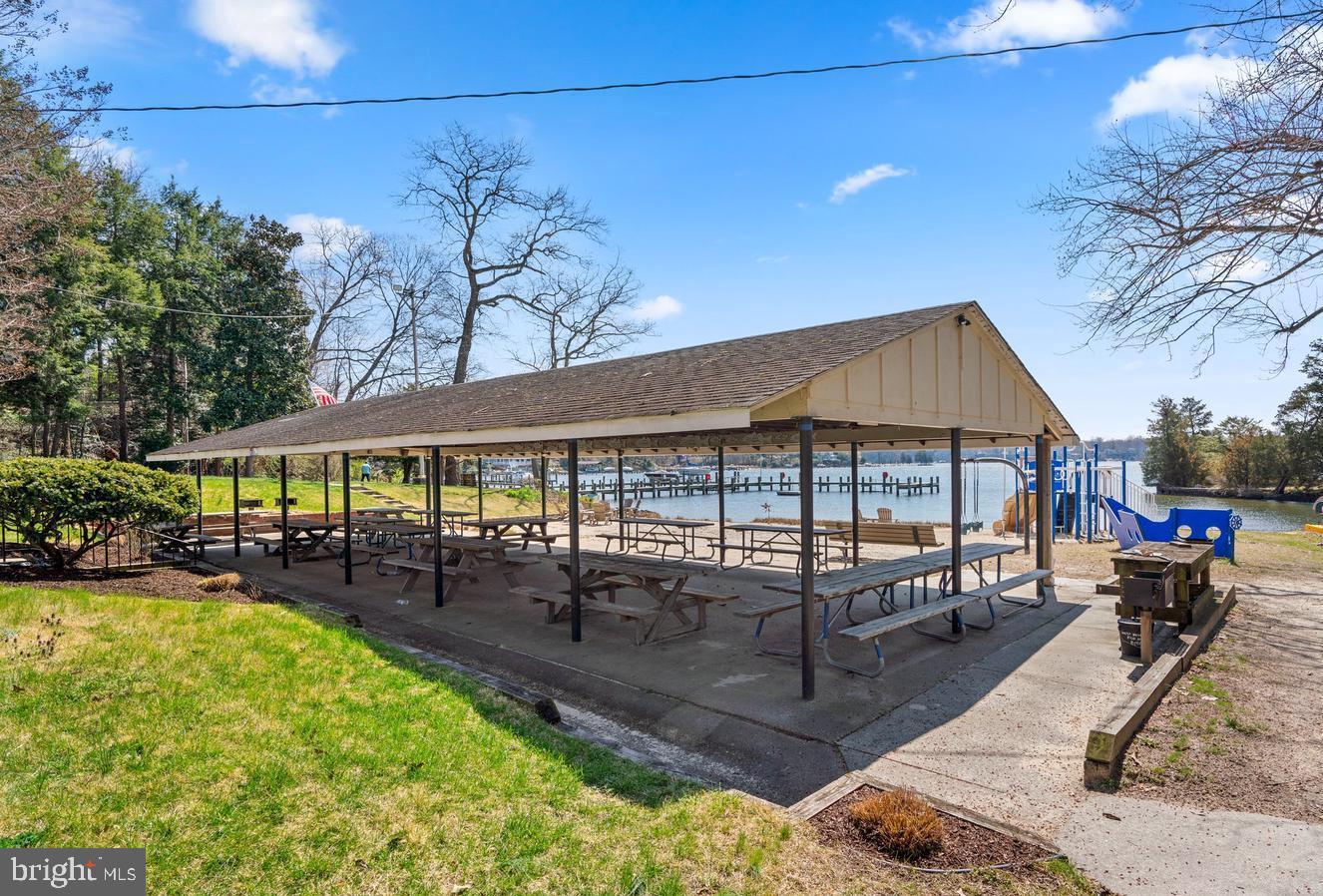 WEST SEVERNA PARK - Residential