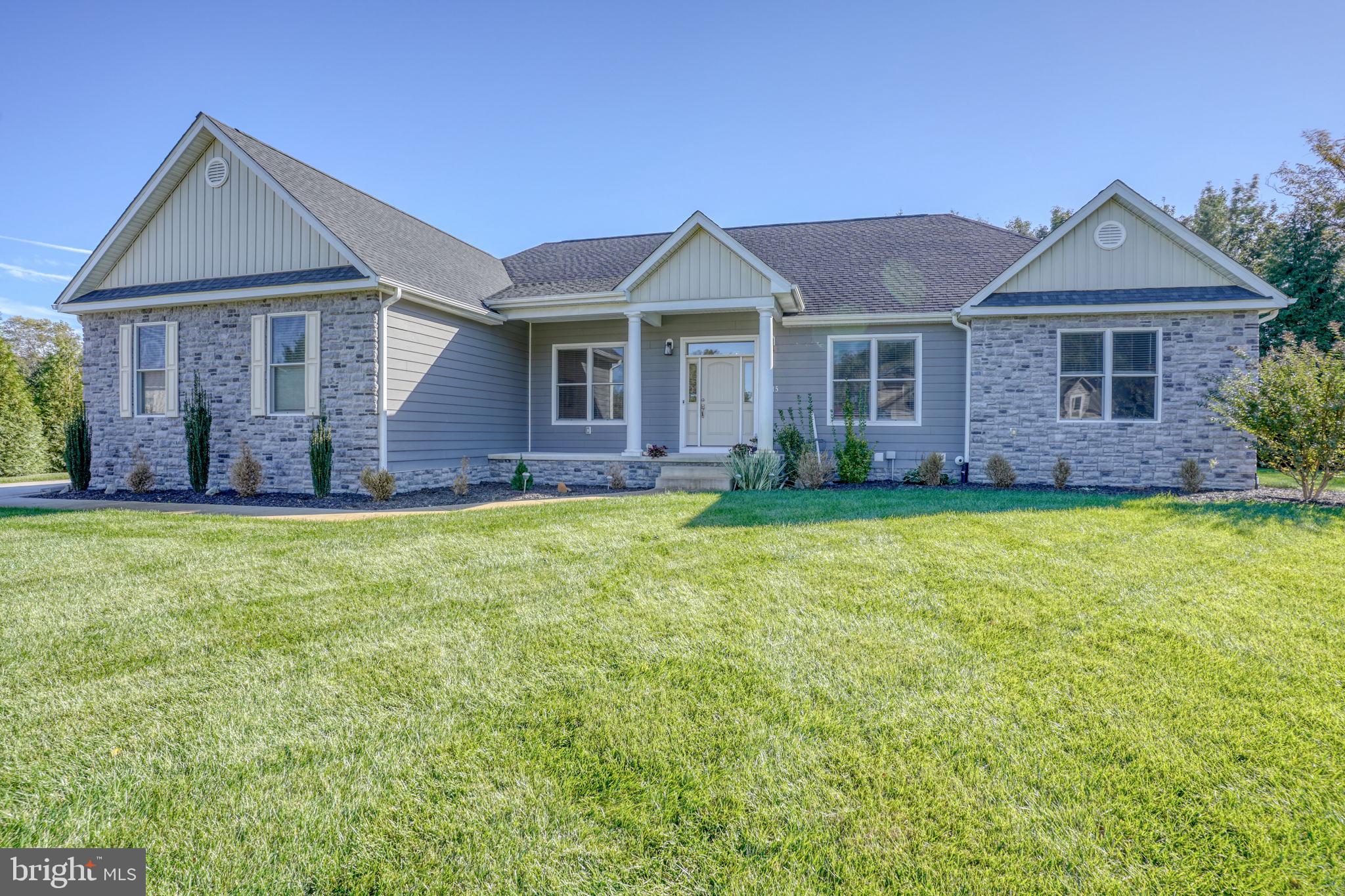 1715 WINDSWEPT COURT