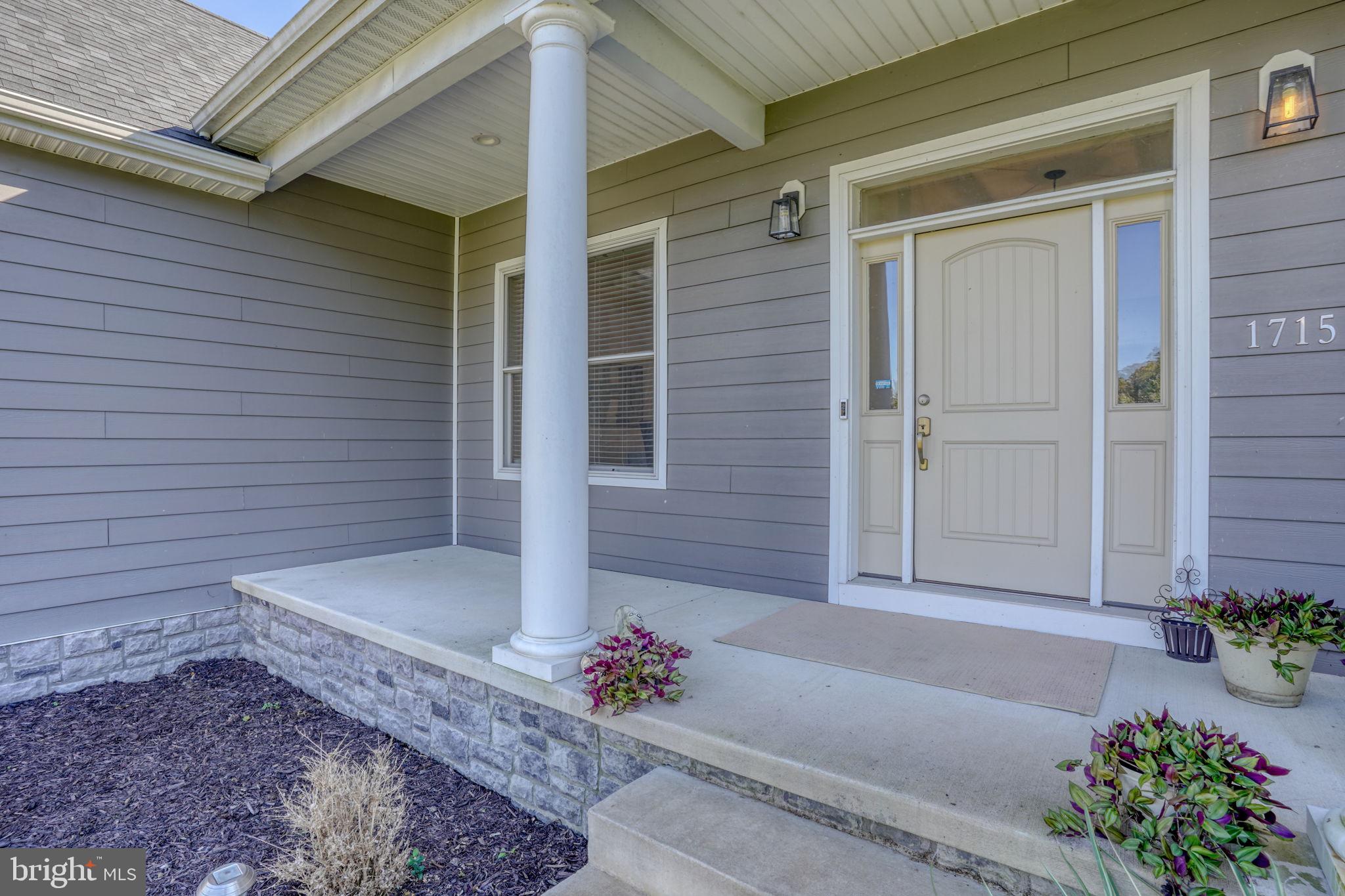 1715 WINDSWEPT COURT