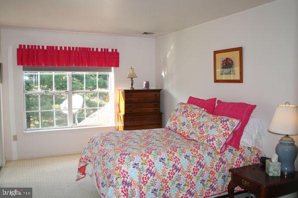 GRANDVIEW CHASE - Residential