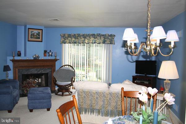 GRANDVIEW CHASE - Residential