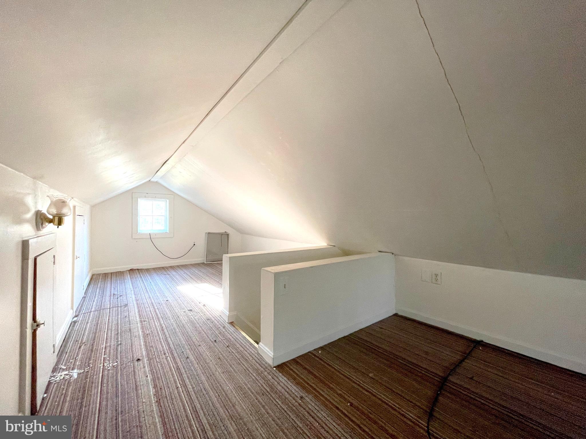 RIDGE - Residential Lease