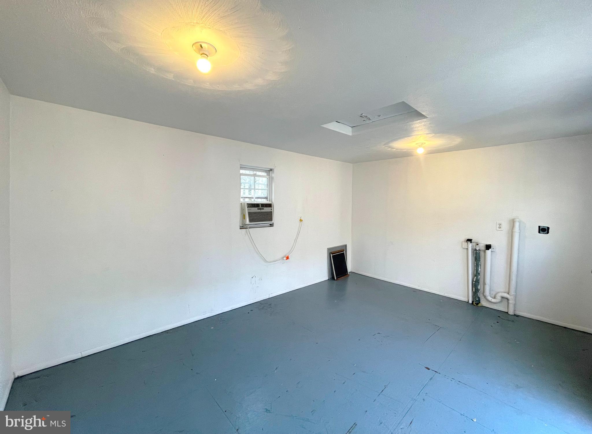 RIDGE - Residential Lease