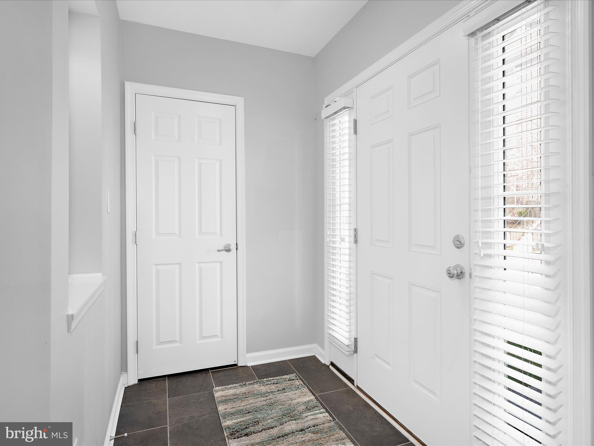 RED RUN VILLA - Residential