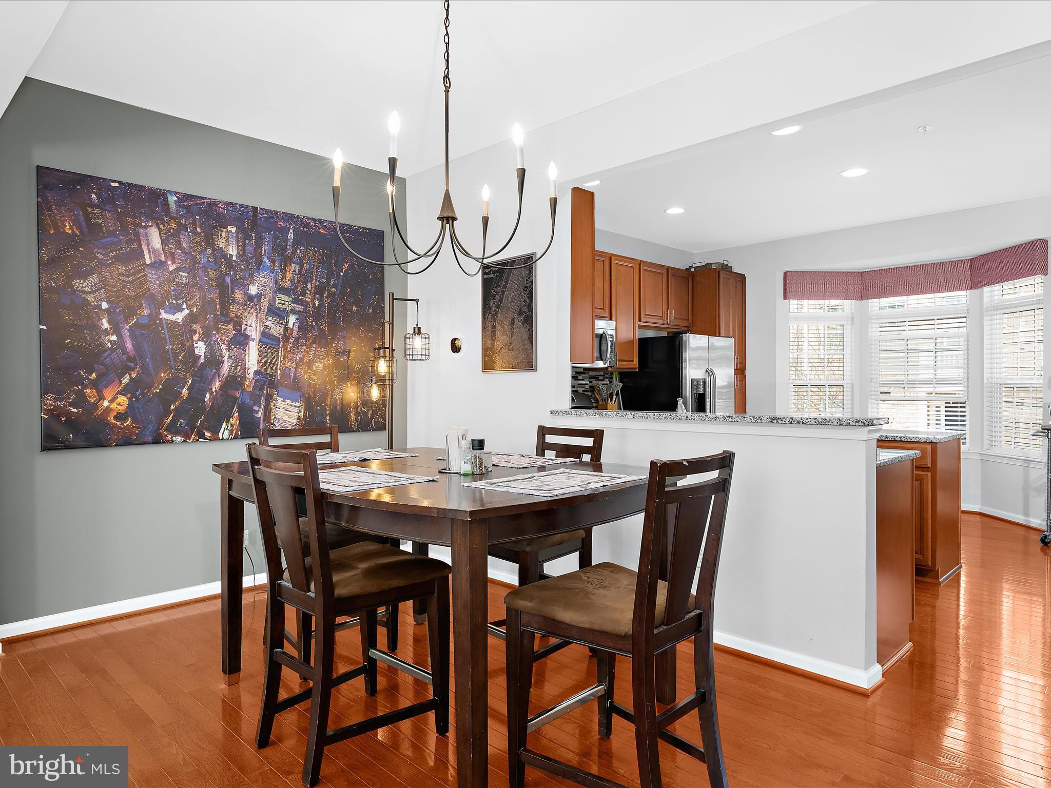 RED RUN VILLA - Residential