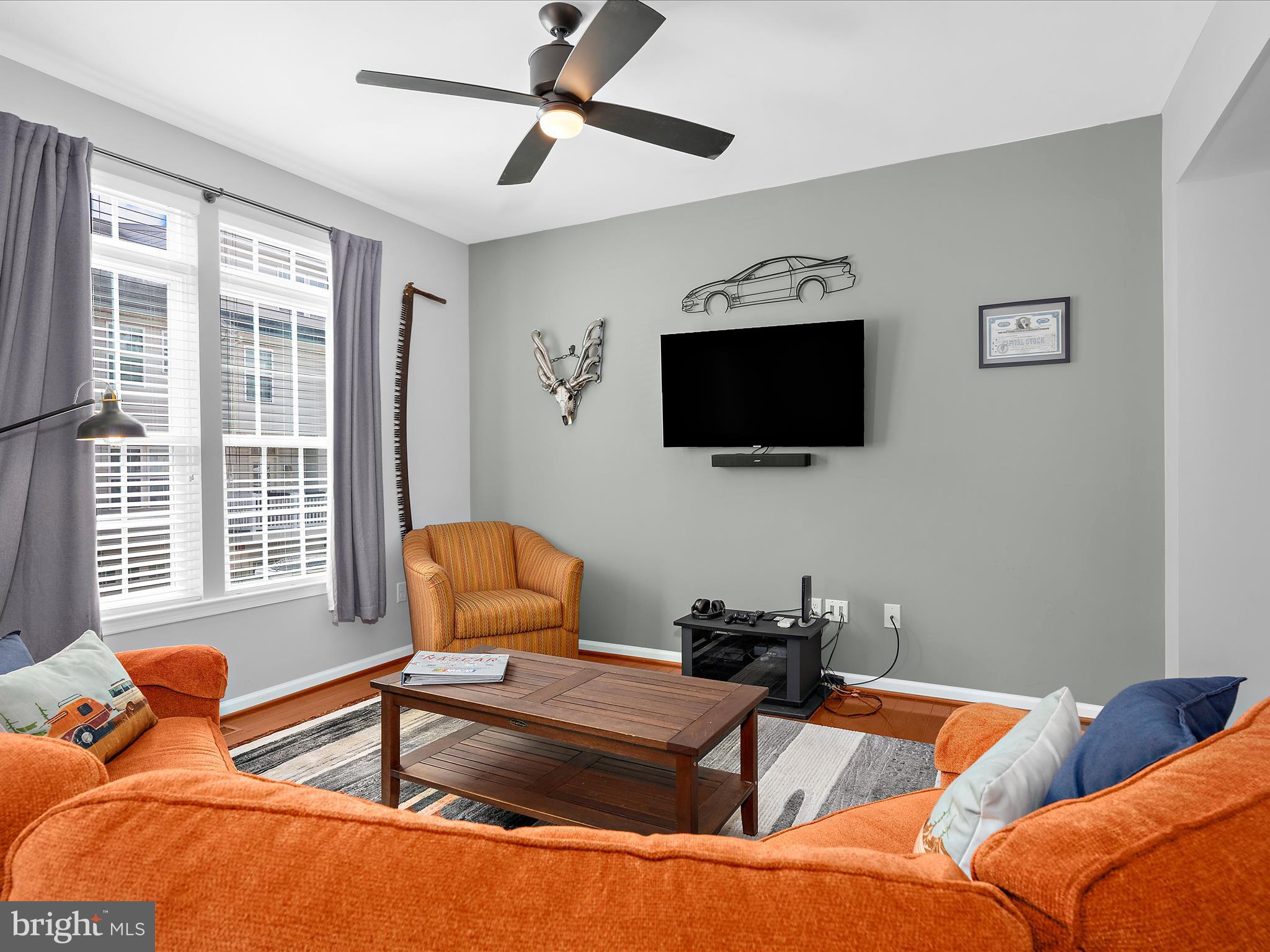 RED RUN VILLA - Residential