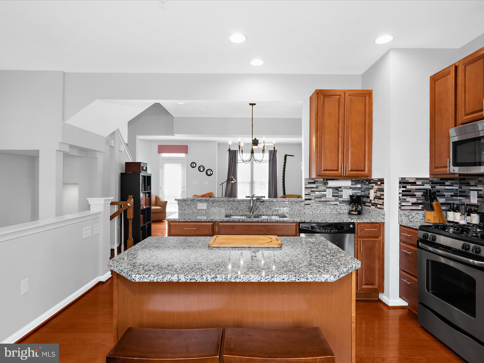 RED RUN VILLA - Residential