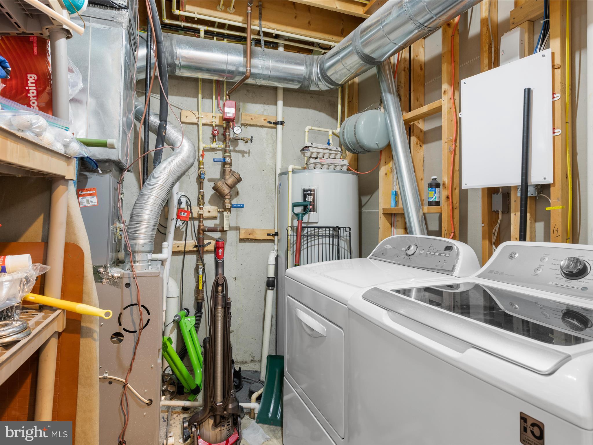 RED RUN VILLA - Residential